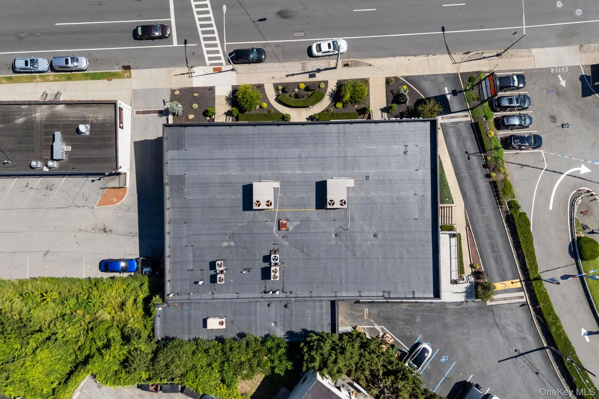 2455 Central Park Avenue, Yonkers, NY, ,Commercial Lease,For Rent,Central Park,0,1048703 2455 Central Park Avenue, Yonkers, NY, ,Commercial Lease,For Rent,Central Park,0,1048703