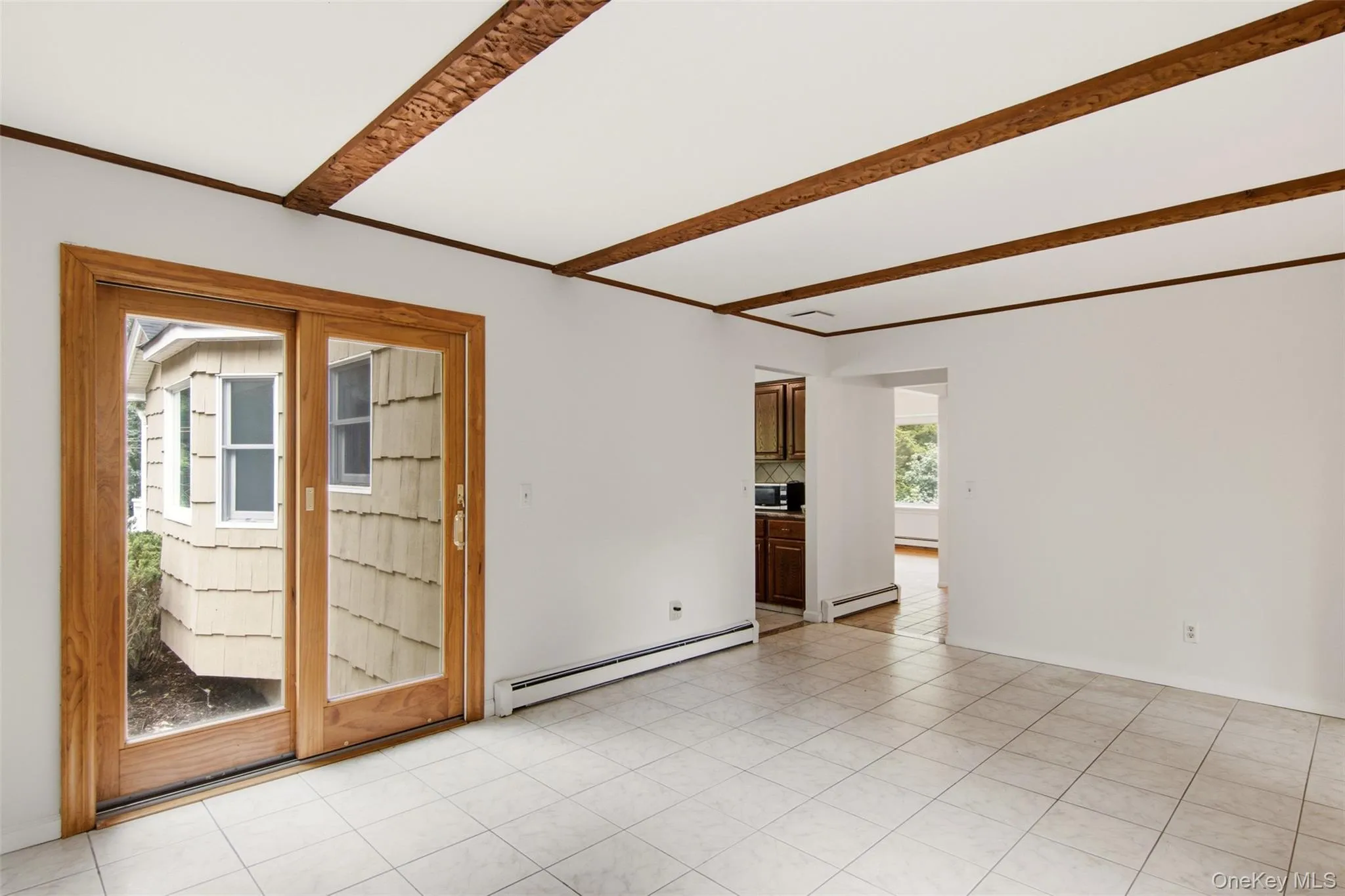 18 White Deer Court, Huntington, NY, 4 Bedrooms Bedrooms, 12 Rooms Rooms,3 BathroomsBathrooms,Residential,For Rent,White Deer,0,1048704 18 White Deer Court, Huntington, NY, 4 Bedrooms Bedrooms, 12 Rooms Rooms,3 BathroomsBathrooms,Residential,For Rent,White Deer,0,1048704