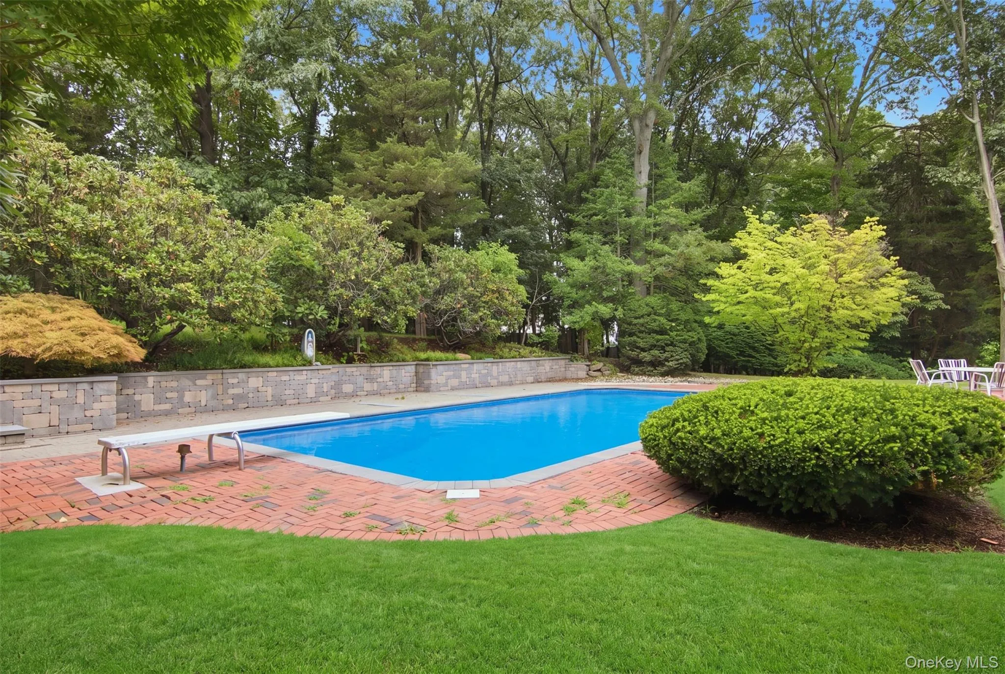 18 White Deer Court, Huntington, NY, 4 Bedrooms Bedrooms, 12 Rooms Rooms,3 BathroomsBathrooms,Residential,For Rent,White Deer,0,1048704 18 White Deer Court, Huntington, NY, 4 Bedrooms Bedrooms, 12 Rooms Rooms,3 BathroomsBathrooms,Residential,For Rent,White Deer,0,1048704
