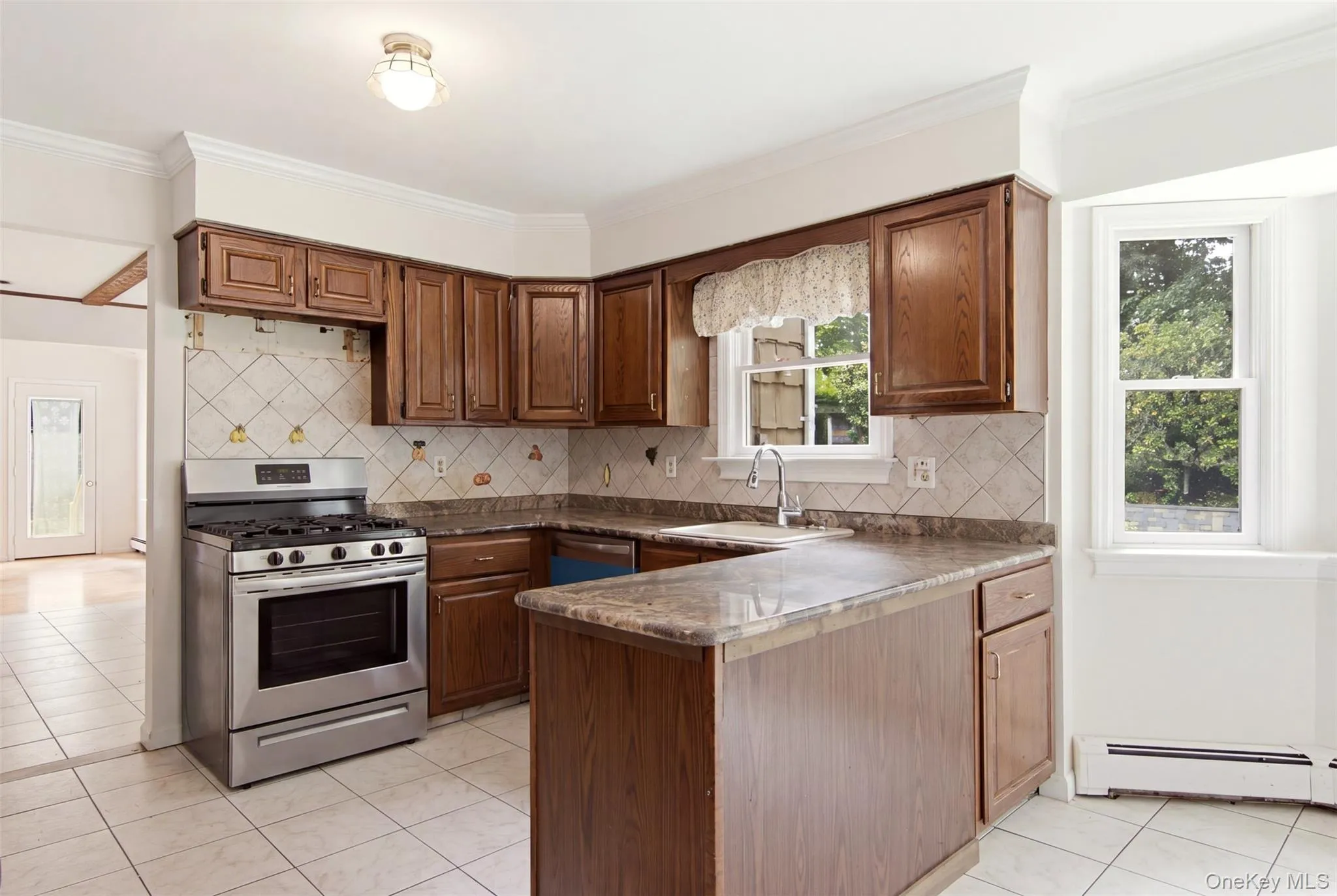 18 White Deer Court, Huntington, NY, 4 Bedrooms Bedrooms, 12 Rooms Rooms,3 BathroomsBathrooms,Residential,For Rent,White Deer,0,1048704 18 White Deer Court, Huntington, NY, 4 Bedrooms Bedrooms, 12 Rooms Rooms,3 BathroomsBathrooms,Residential,For Rent,White Deer,0,1048704