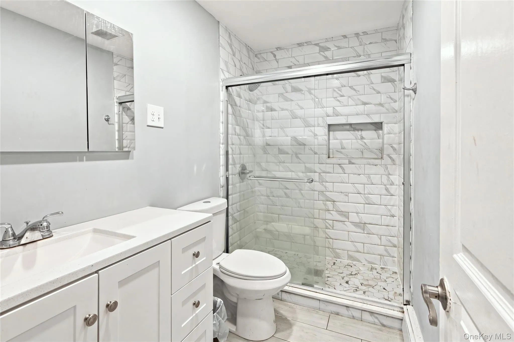 15 Nathan Place, Huntington, NY, 7 Bedrooms Bedrooms, 12 Rooms Rooms,2 BathroomsBathrooms,Residential,For Rent,Nathan,0,1048705 15 Nathan Place, Huntington, NY, 7 Bedrooms Bedrooms, 12 Rooms Rooms,2 BathroomsBathrooms,Residential,For Rent,Nathan,0,1048705