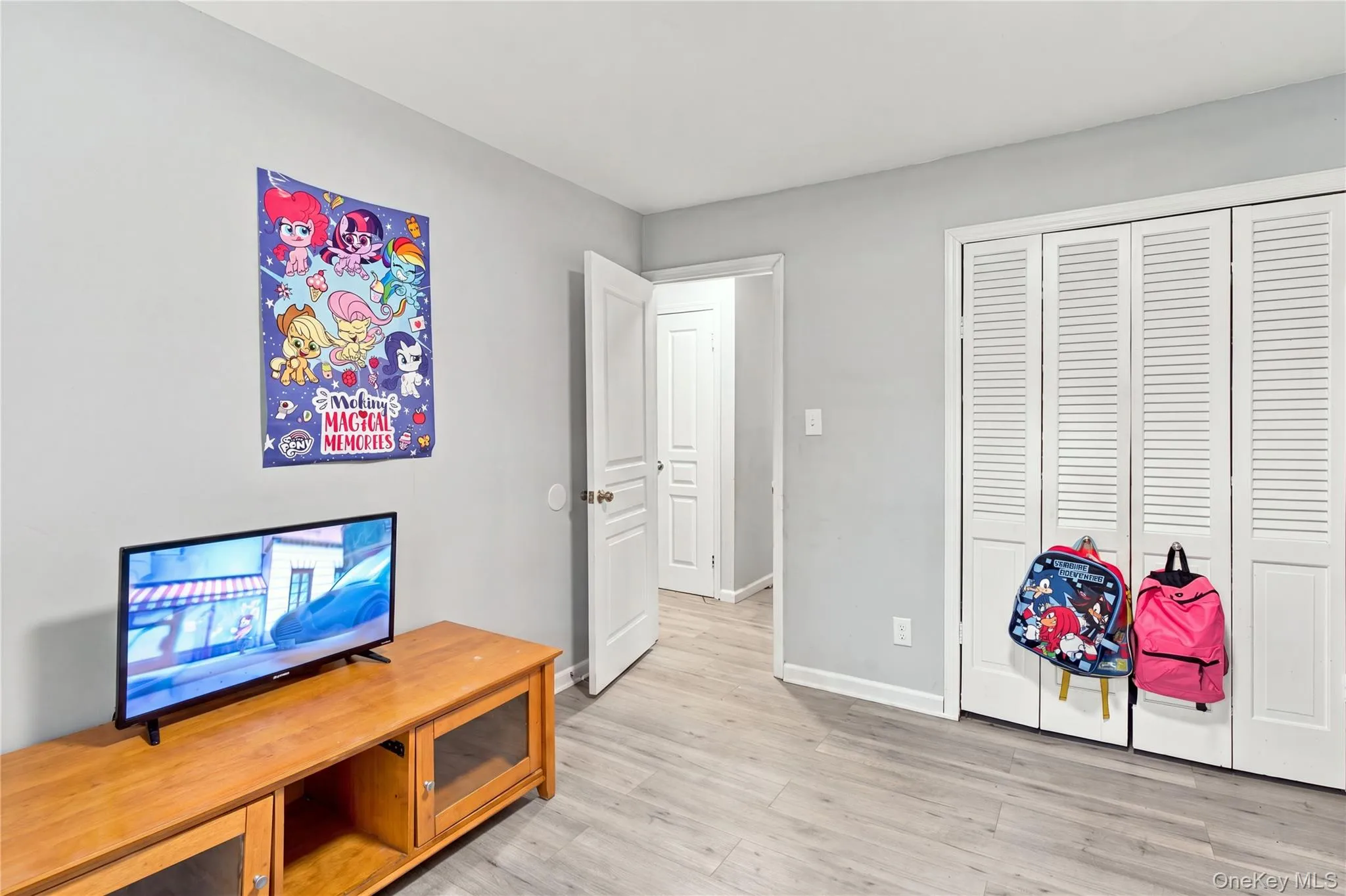 15 Nathan Place, Huntington, NY, 7 Bedrooms Bedrooms, 12 Rooms Rooms,2 BathroomsBathrooms,Residential,For Rent,Nathan,0,1048705 15 Nathan Place, Huntington, NY, 7 Bedrooms Bedrooms, 12 Rooms Rooms,2 BathroomsBathrooms,Residential,For Rent,Nathan,0,1048705