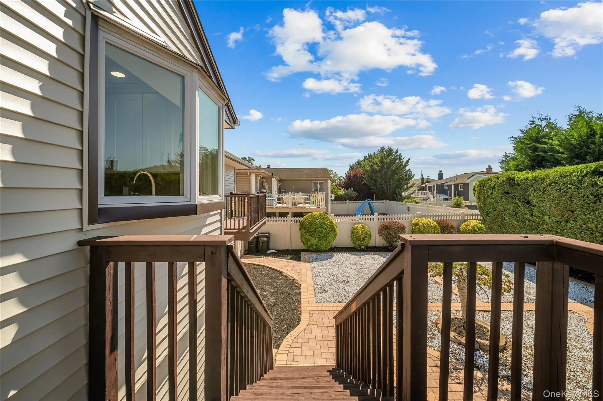 3260 Shore Road, Hempstead, NY, 5 Bedrooms Bedrooms, 10 Rooms Rooms,3 BathroomsBathrooms,Residential,For Rent,Shore,0,1048707 3260 Shore Road, Hempstead, NY, 5 Bedrooms Bedrooms, 10 Rooms Rooms,3 BathroomsBathrooms,Residential,For Rent,Shore,0,1048707