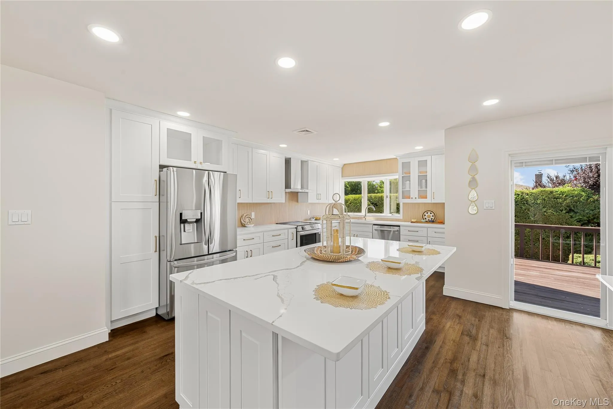 3260 Shore Road, Hempstead, NY, 5 Bedrooms Bedrooms, 10 Rooms Rooms,3 BathroomsBathrooms,Residential,For Rent,Shore,0,1048707 3260 Shore Road, Hempstead, NY, 5 Bedrooms Bedrooms, 10 Rooms Rooms,3 BathroomsBathrooms,Residential,For Rent,Shore,0,1048707