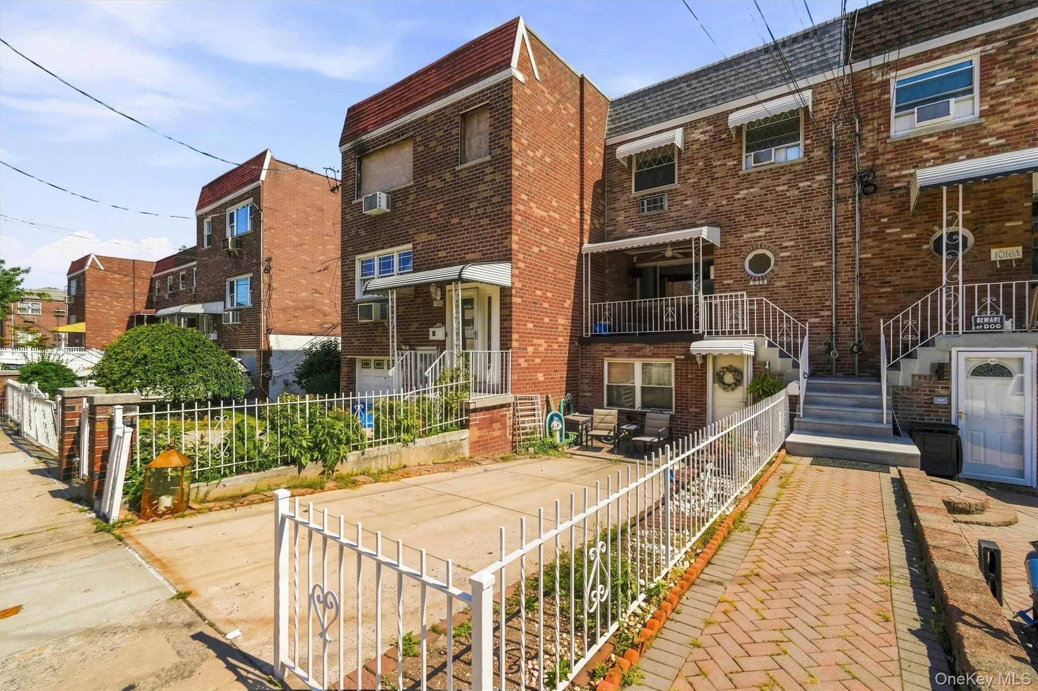 1018 Throggmorton Avenue, New York, NY, 3 Bedrooms Bedrooms, 7 Rooms Rooms,1 BathroomBathrooms,Residential,For Rent,Throggmorton,0,1048708 1018 Throggmorton Avenue, New York, NY, 3 Bedrooms Bedrooms, 7 Rooms Rooms,1 BathroomBathrooms,Residential,For Rent,Throggmorton,0,1048708
