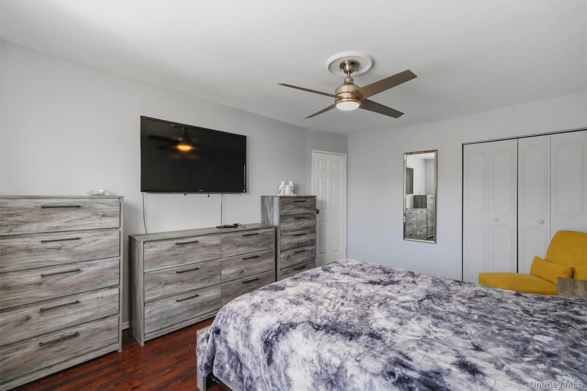 1018 Throggmorton Avenue, New York, NY, 3 Bedrooms Bedrooms, 7 Rooms Rooms,1 BathroomBathrooms,Residential,For Rent,Throggmorton,0,1048708 1018 Throggmorton Avenue, New York, NY, 3 Bedrooms Bedrooms, 7 Rooms Rooms,1 BathroomBathrooms,Residential,For Rent,Throggmorton,0,1048708