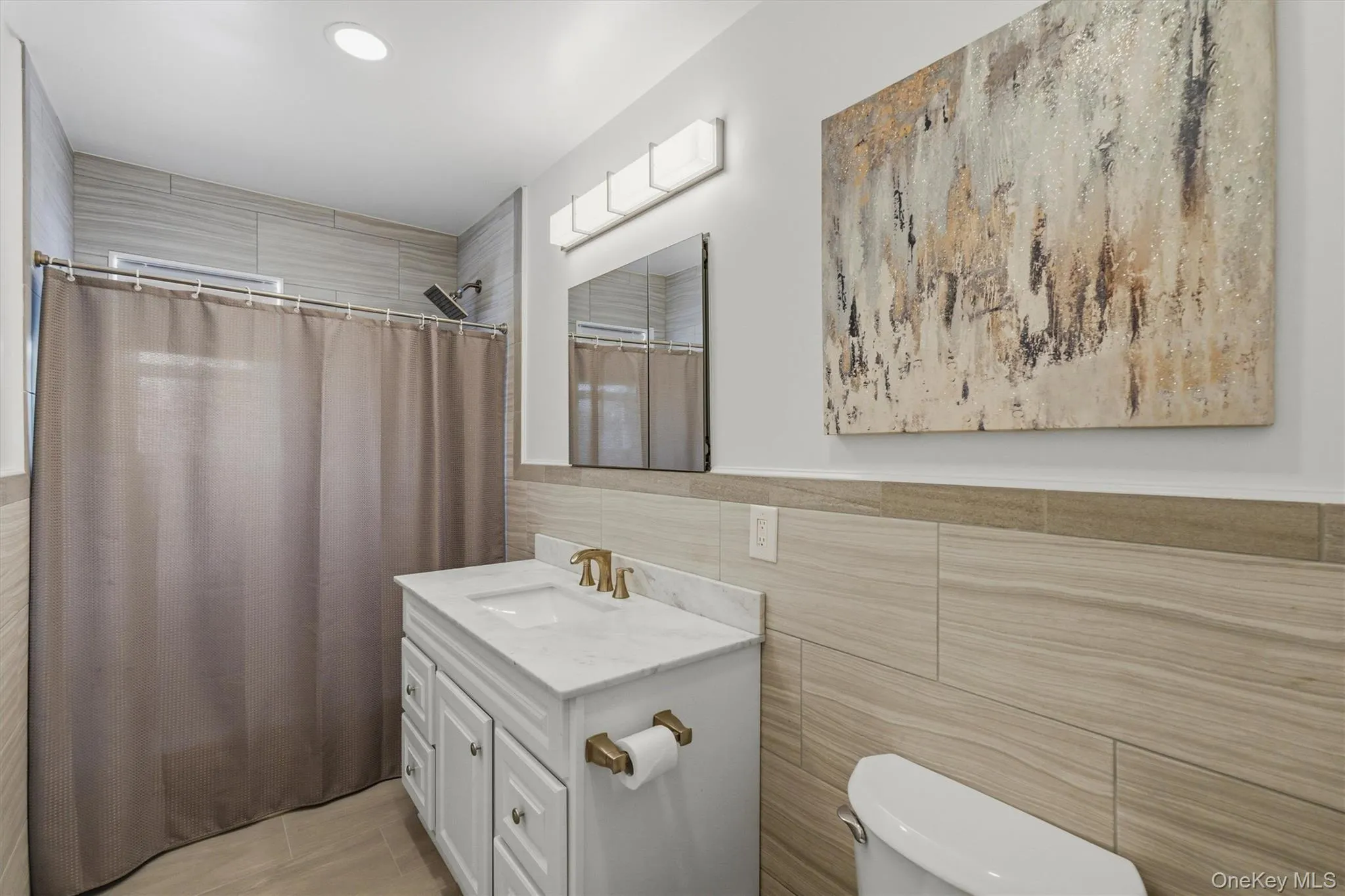 1018 Throggmorton Avenue, New York, NY, 3 Bedrooms Bedrooms, 7 Rooms Rooms,1 BathroomBathrooms,Residential,For Rent,Throggmorton,0,1048708 1018 Throggmorton Avenue, New York, NY, 3 Bedrooms Bedrooms, 7 Rooms Rooms,1 BathroomBathrooms,Residential,For Rent,Throggmorton,0,1048708