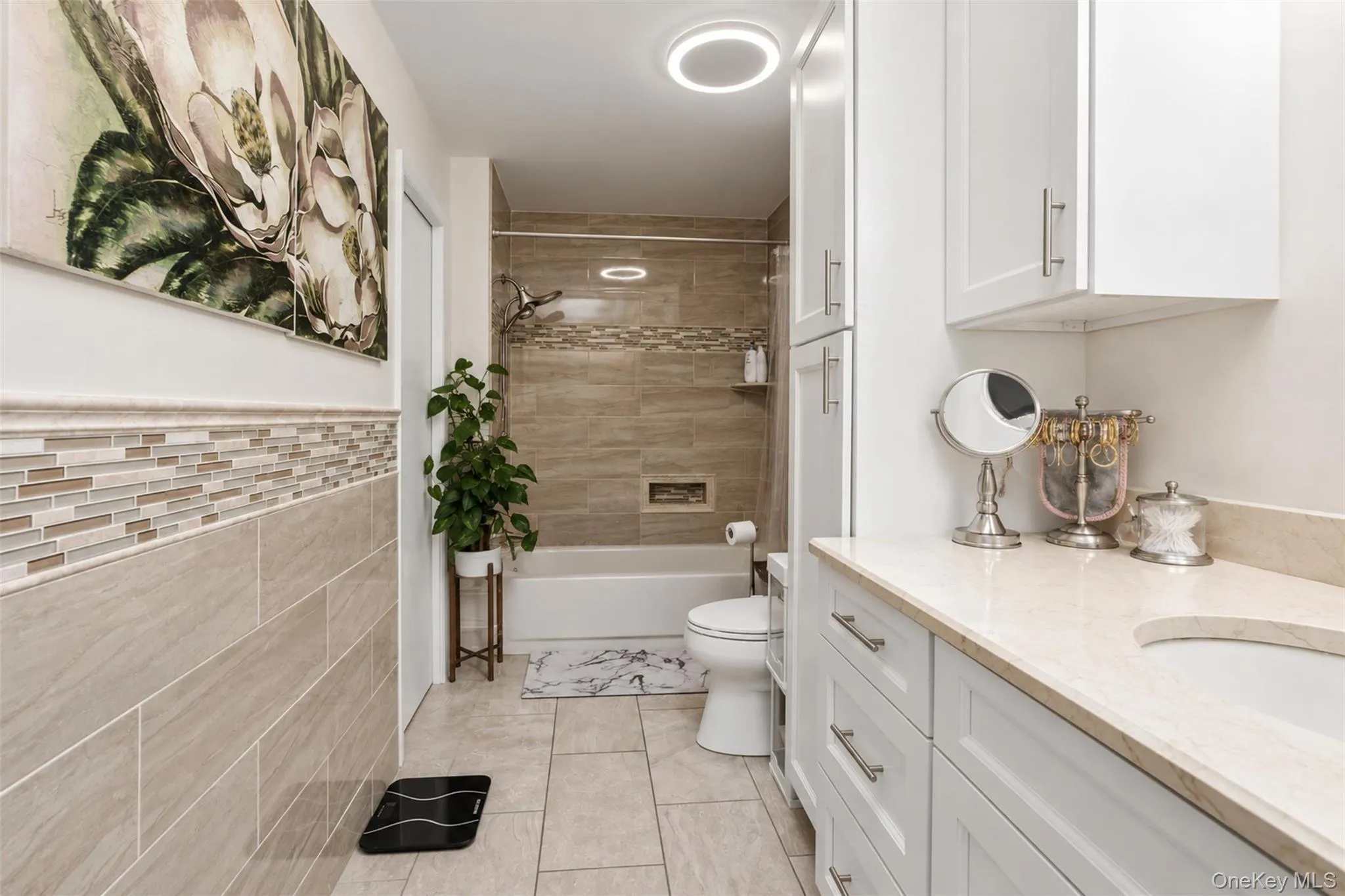 35 Village Green, Clarkstown, NY, 2 Bedrooms Bedrooms, 8 Rooms Rooms,2 BathroomsBathrooms,Residential,For Rent,Village,0,1048711 35 Village Green, Clarkstown, NY, 2 Bedrooms Bedrooms, 8 Rooms Rooms,2 BathroomsBathrooms,Residential,For Rent,Village,0,1048711