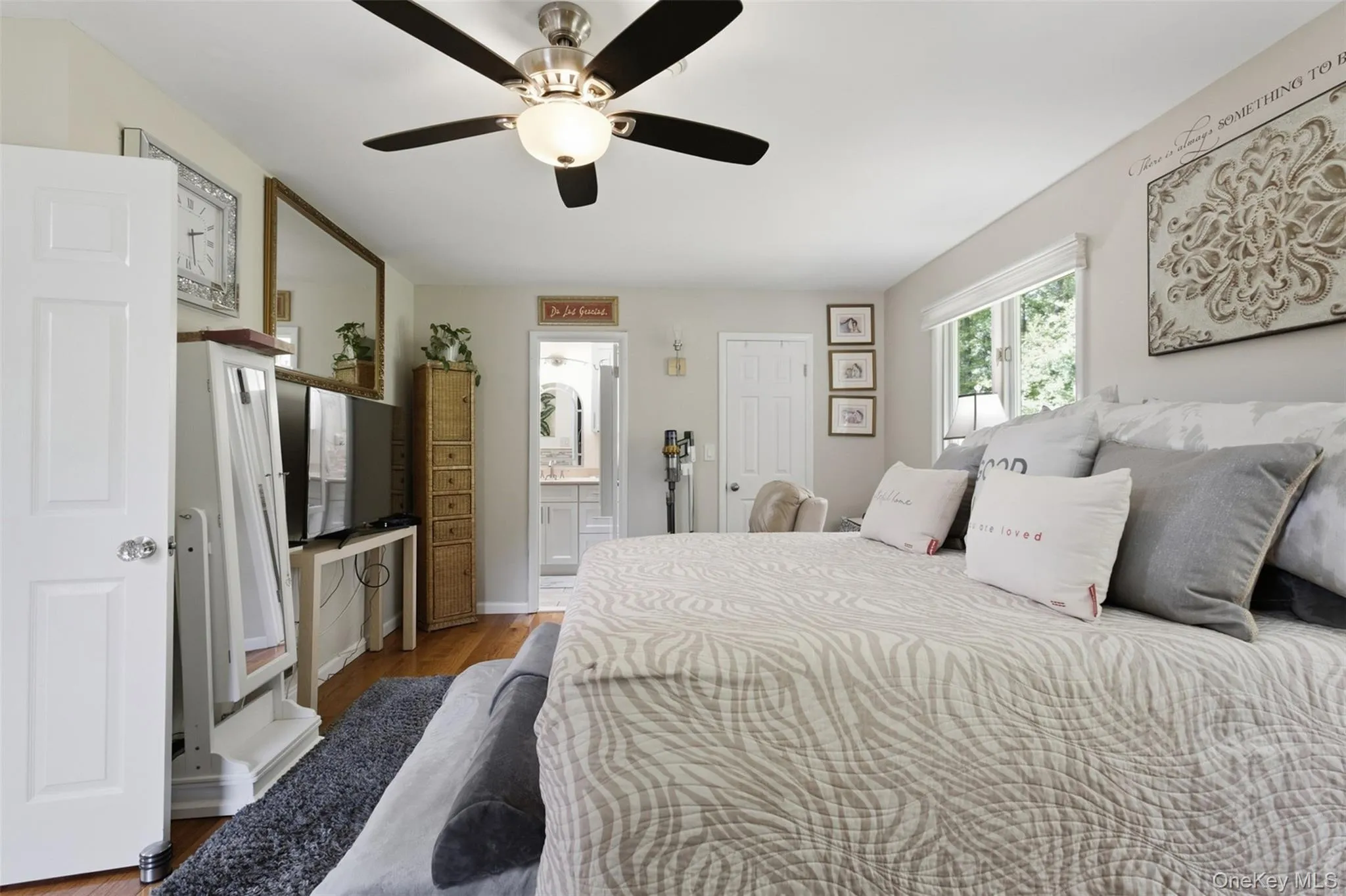 35 Village Green, Clarkstown, NY, 2 Bedrooms Bedrooms, 8 Rooms Rooms,2 BathroomsBathrooms,Residential,For Rent,Village,0,1048711 35 Village Green, Clarkstown, NY, 2 Bedrooms Bedrooms, 8 Rooms Rooms,2 BathroomsBathrooms,Residential,For Rent,Village,0,1048711