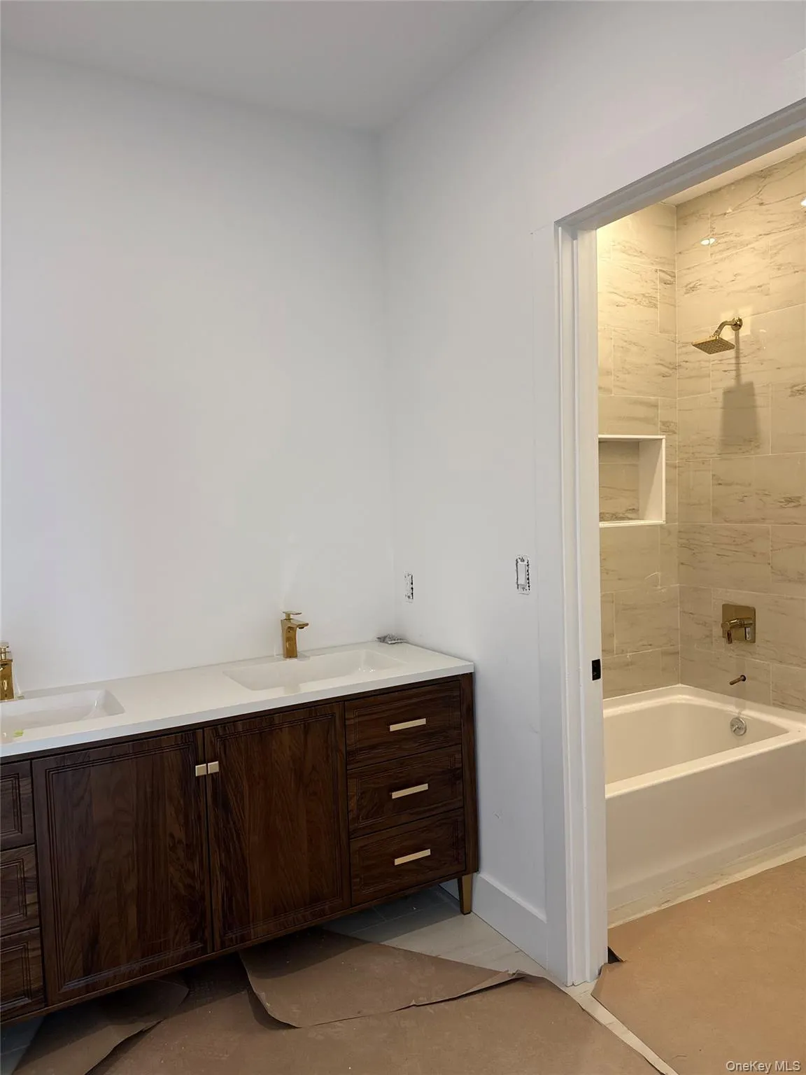 20 Nesheiwat Drive, La Grange, NY, 4 Bedrooms Bedrooms, 13 Rooms Rooms,3 BathroomsBathrooms,Residential,For Rent,Nesheiwat,0,1048716 20 Nesheiwat Drive, La Grange, NY, 4 Bedrooms Bedrooms, 13 Rooms Rooms,3 BathroomsBathrooms,Residential,For Rent,Nesheiwat,0,1048716