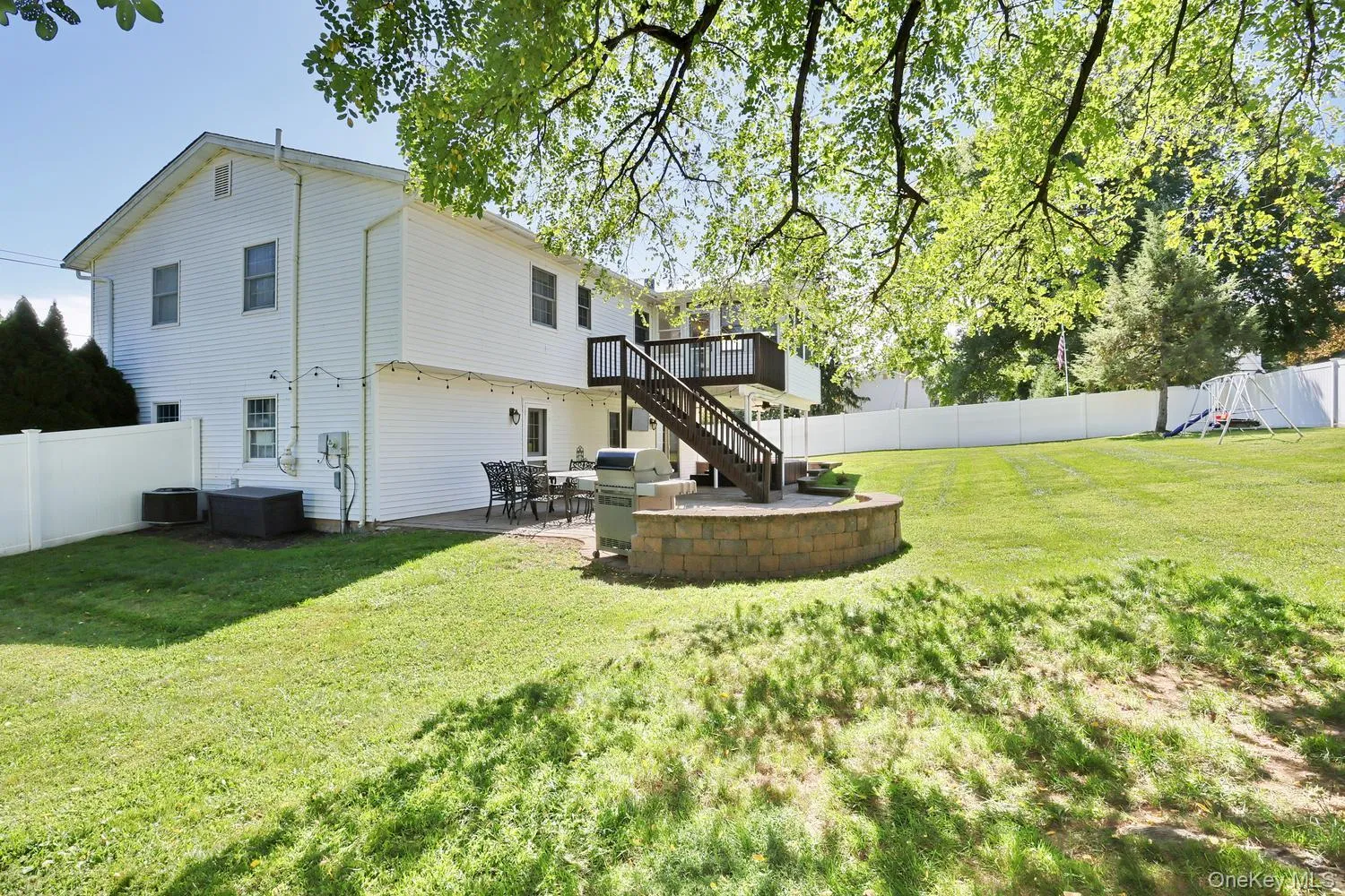 263 Old Haverstraw Road, Clarkstown, NY, 4 Bedrooms Bedrooms, 10 Rooms Rooms,3 BathroomsBathrooms,Residential,For Rent,Old Haverstraw,0,1048717 263 Old Haverstraw Road, Clarkstown, NY, 4 Bedrooms Bedrooms, 10 Rooms Rooms,3 BathroomsBathrooms,Residential,For Rent,Old Haverstraw,0,1048717