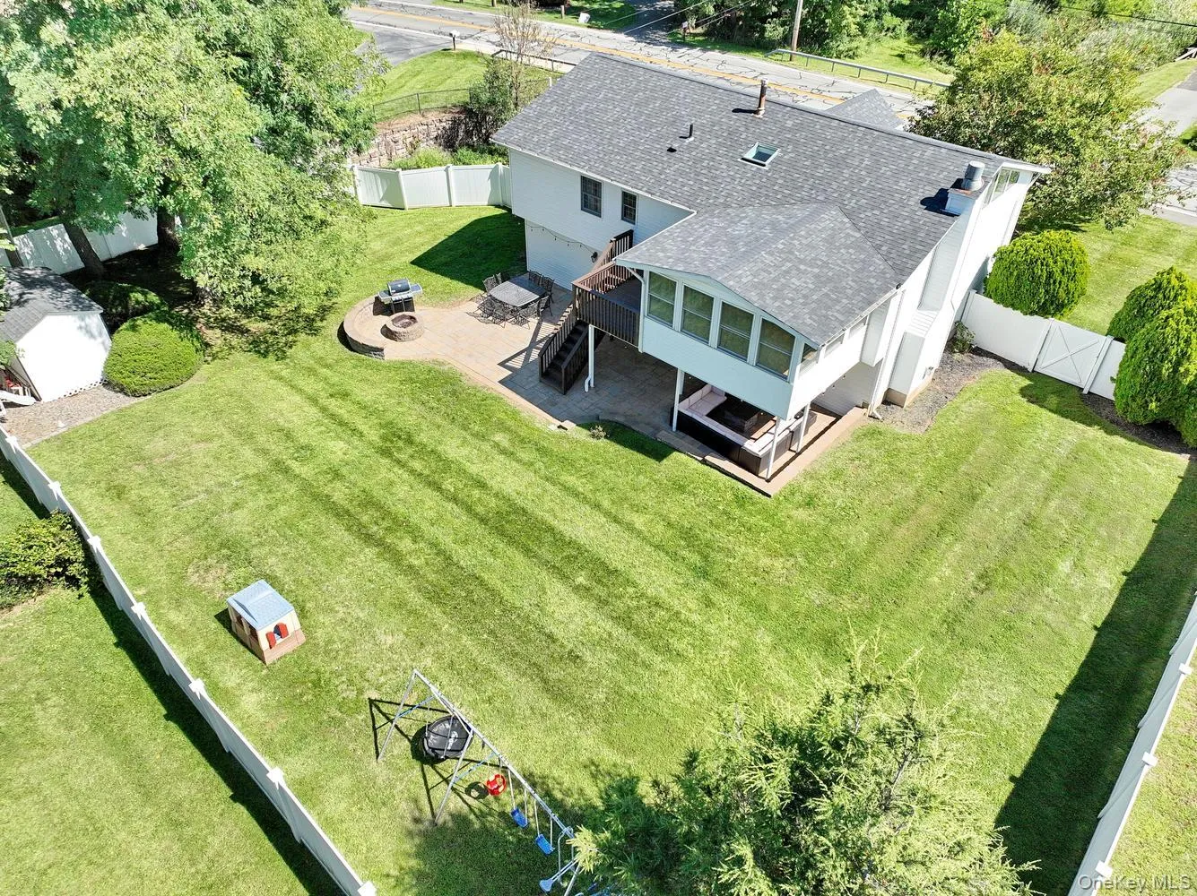 263 Old Haverstraw Road, Clarkstown, NY, 4 Bedrooms Bedrooms, 10 Rooms Rooms,3 BathroomsBathrooms,Residential,For Rent,Old Haverstraw,0,1048717 263 Old Haverstraw Road, Clarkstown, NY, 4 Bedrooms Bedrooms, 10 Rooms Rooms,3 BathroomsBathrooms,Residential,For Rent,Old Haverstraw,0,1048717