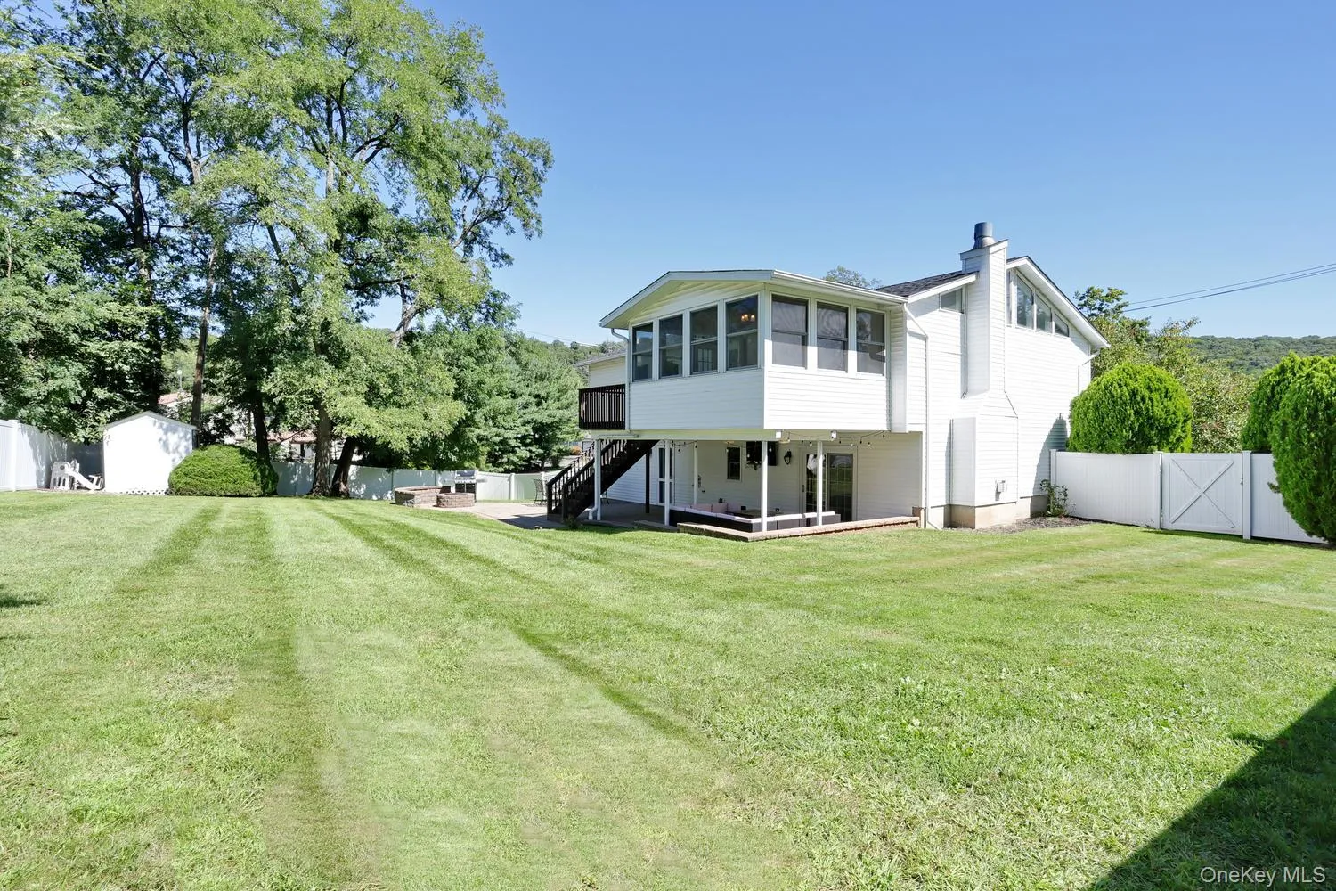 263 Old Haverstraw Road, Clarkstown, NY, 4 Bedrooms Bedrooms, 10 Rooms Rooms,3 BathroomsBathrooms,Residential,For Rent,Old Haverstraw,0,1048717 263 Old Haverstraw Road, Clarkstown, NY, 4 Bedrooms Bedrooms, 10 Rooms Rooms,3 BathroomsBathrooms,Residential,For Rent,Old Haverstraw,0,1048717