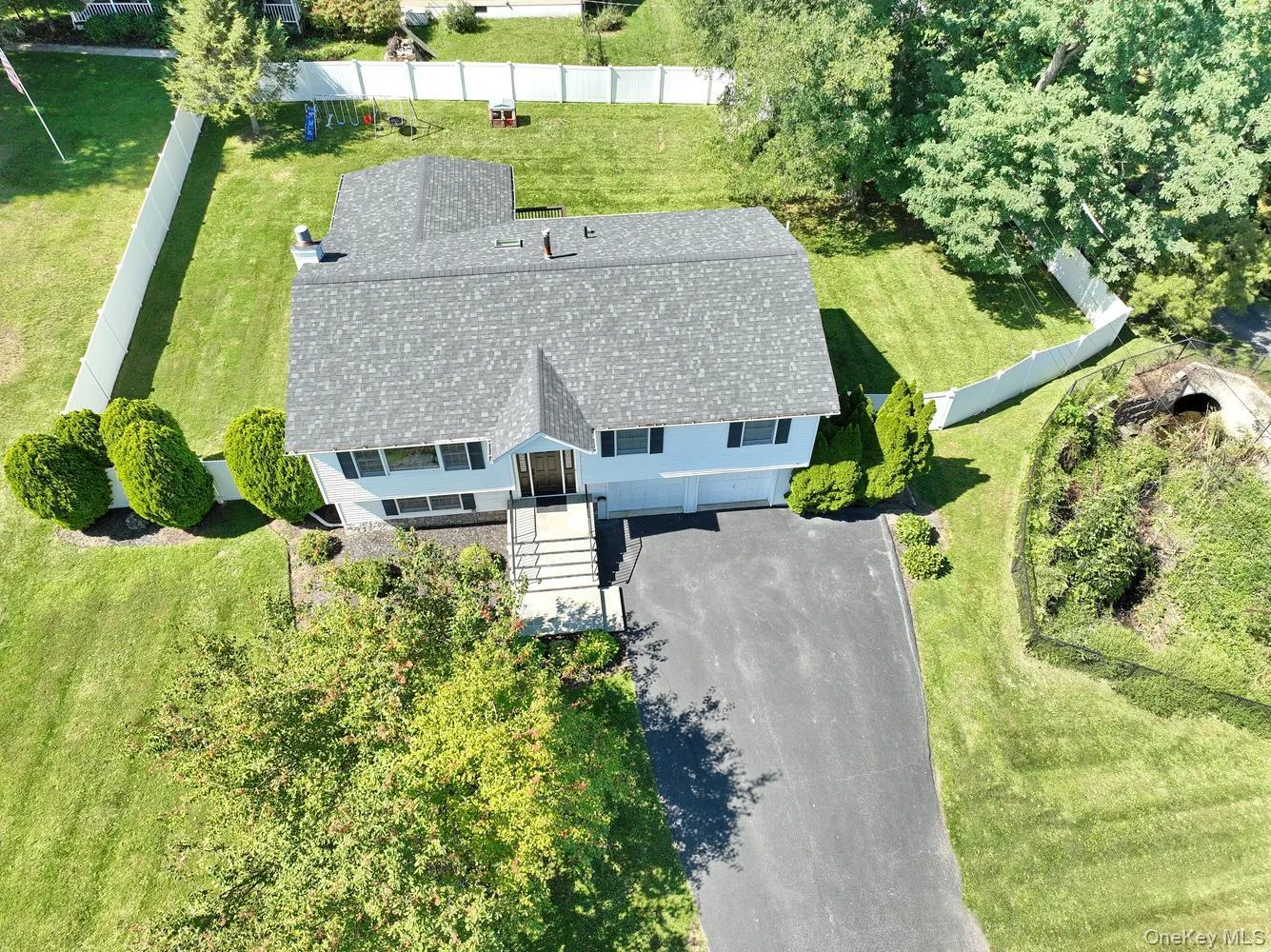 263 Old Haverstraw Road, Clarkstown, NY, 4 Bedrooms Bedrooms, 10 Rooms Rooms,3 BathroomsBathrooms,Residential,For Rent,Old Haverstraw,0,1048717 263 Old Haverstraw Road, Clarkstown, NY, 4 Bedrooms Bedrooms, 10 Rooms Rooms,3 BathroomsBathrooms,Residential,For Rent,Old Haverstraw,0,1048717