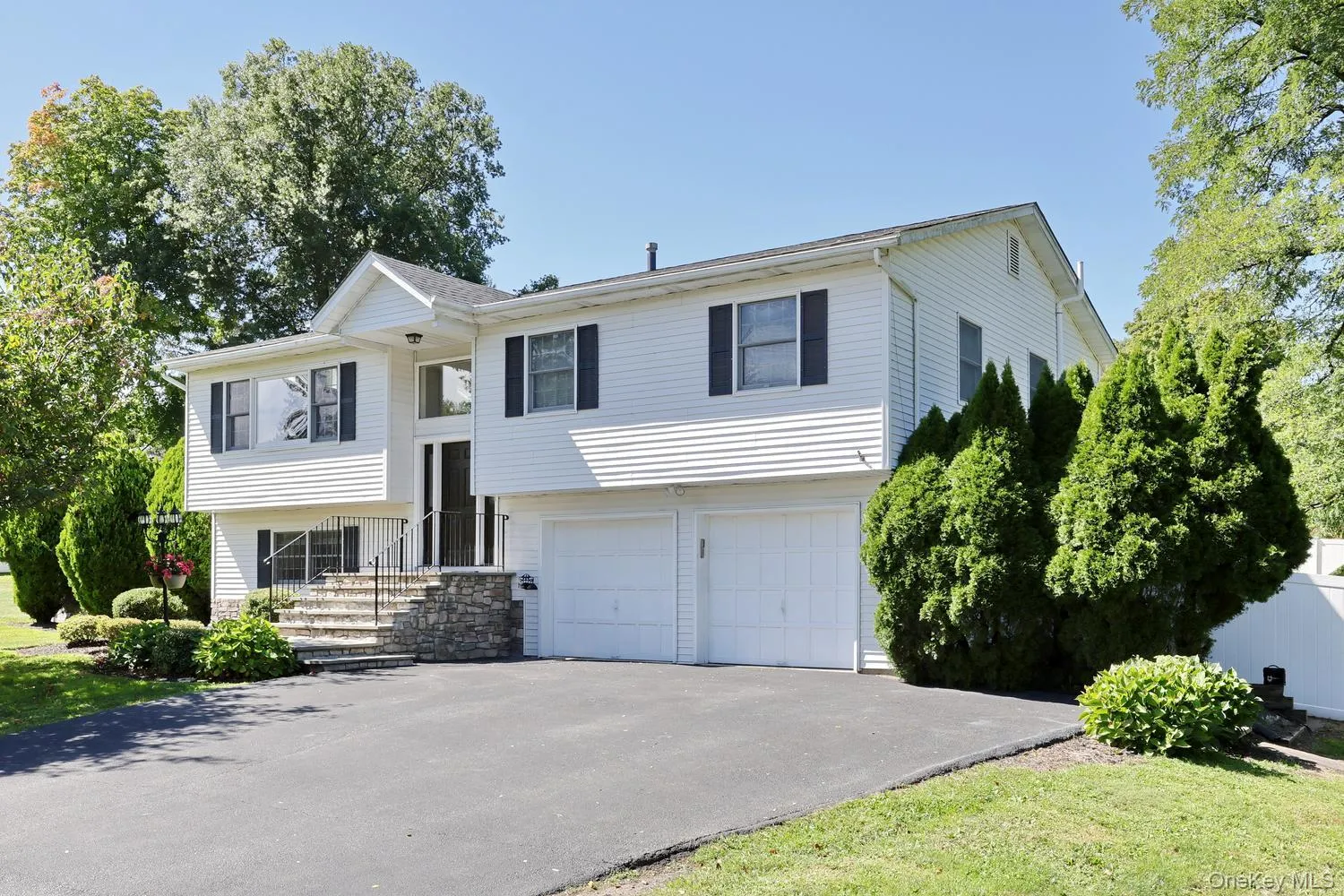 263 Old Haverstraw Road, Clarkstown, NY, 4 Bedrooms Bedrooms, 10 Rooms Rooms,3 BathroomsBathrooms,Residential,For Rent,Old Haverstraw,0,1048717 263 Old Haverstraw Road, Clarkstown, NY, 4 Bedrooms Bedrooms, 10 Rooms Rooms,3 BathroomsBathrooms,Residential,For Rent,Old Haverstraw,0,1048717