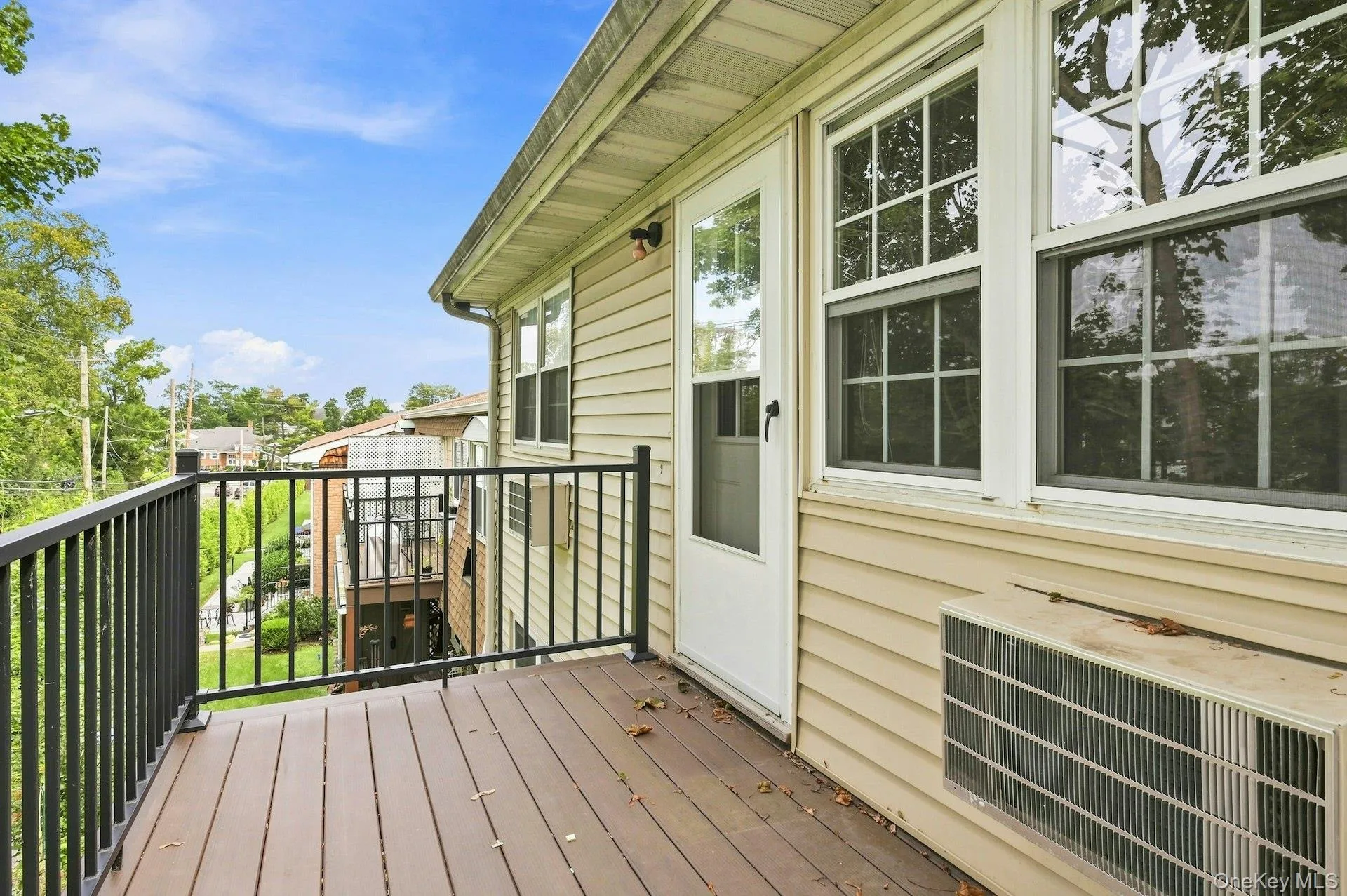 4 Anchorage Lane, Oyster Bay, NY, 1 Bedroom Bedrooms, 4 Rooms Rooms,1 BathroomBathrooms,Residential,For Rent,Anchorage,0,1048718 4 Anchorage Lane, Oyster Bay, NY, 1 Bedroom Bedrooms, 4 Rooms Rooms,1 BathroomBathrooms,Residential,For Rent,Anchorage,0,1048718
