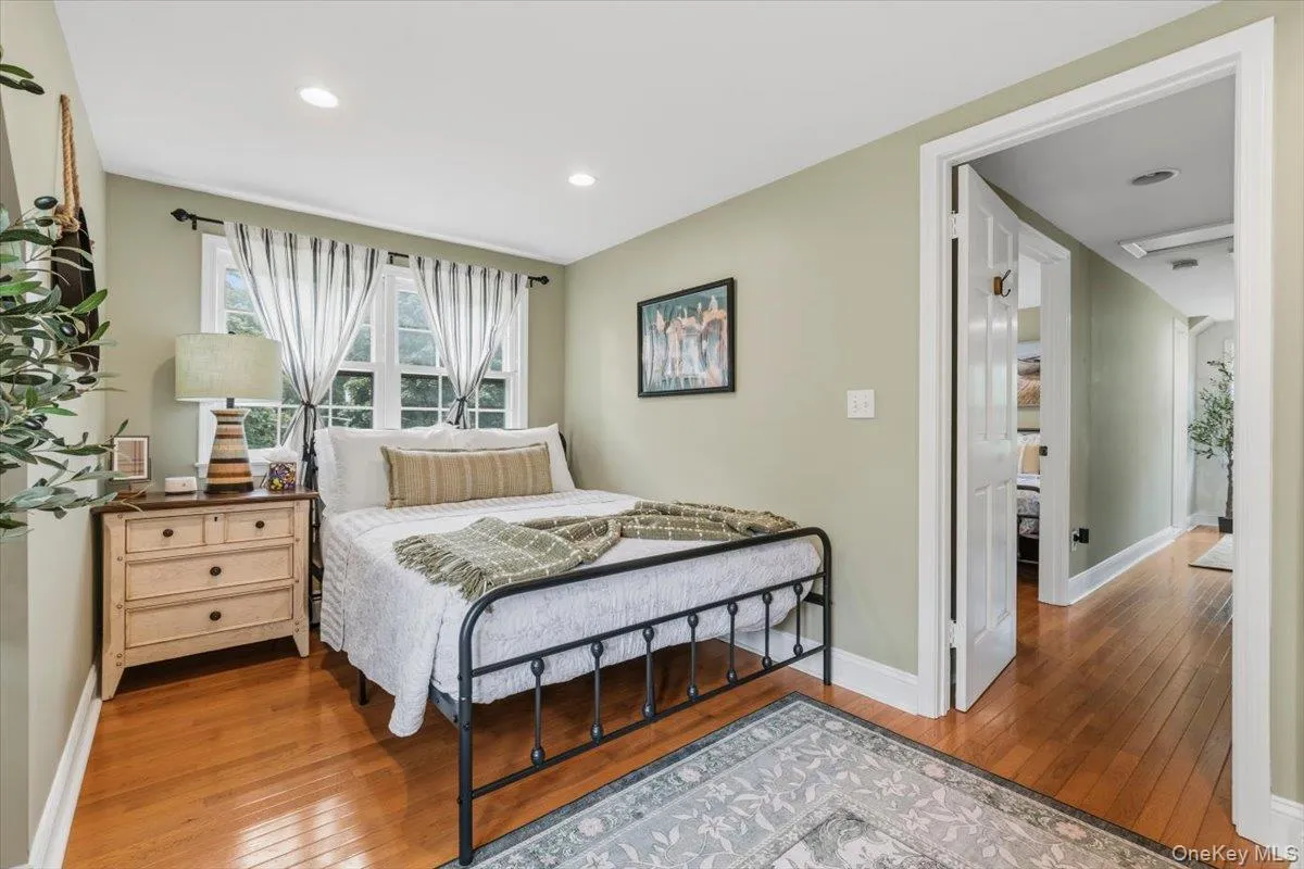 309 Church Lane, Riverhead, NY, 3 Bedrooms Bedrooms, 8 Rooms Rooms,2 BathroomsBathrooms,Residential,For Rent,Church,0,1048719 309 Church Lane, Riverhead, NY, 3 Bedrooms Bedrooms, 8 Rooms Rooms,2 BathroomsBathrooms,Residential,For Rent,Church,0,1048719