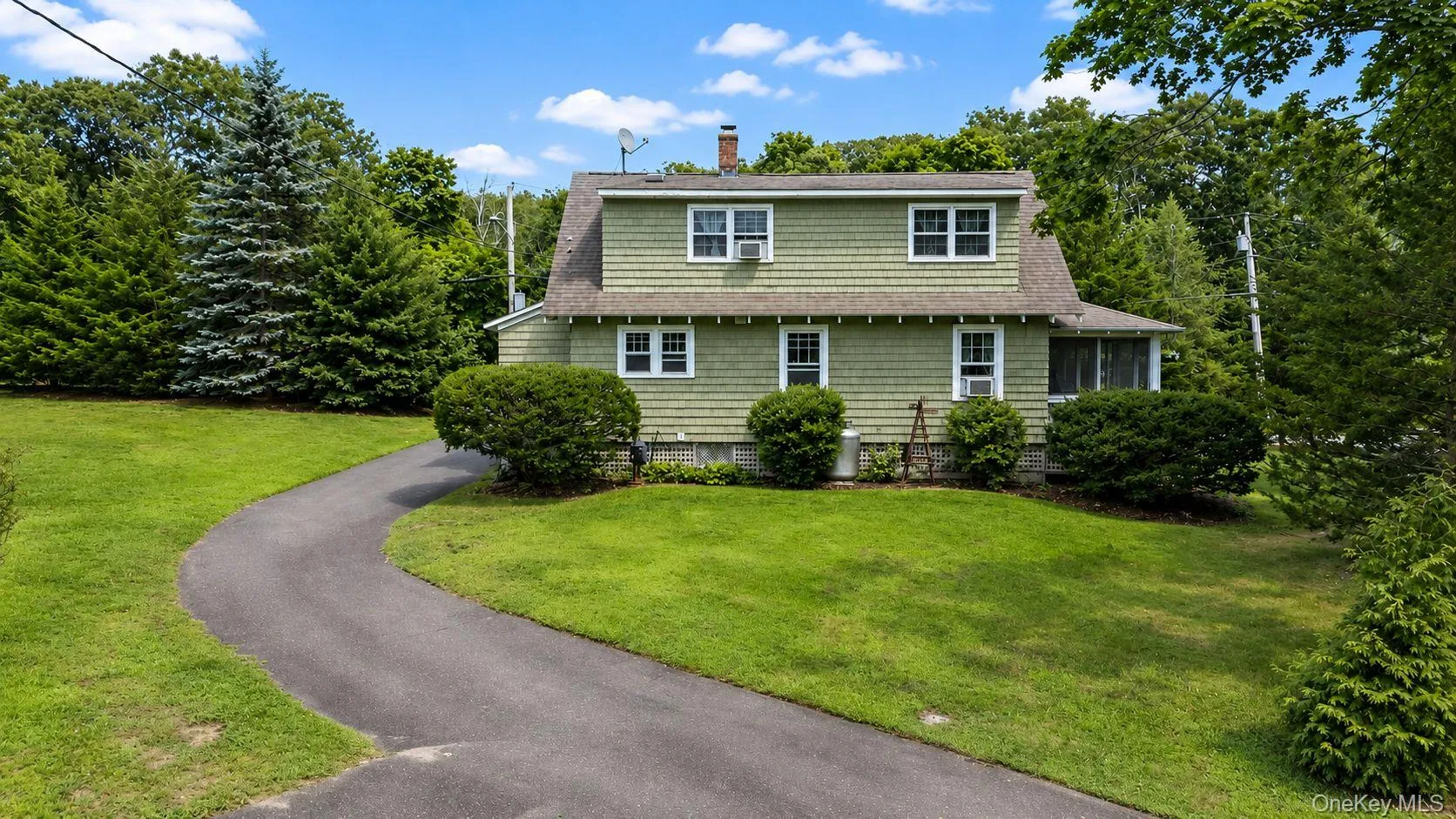 309 Church Lane, Riverhead, NY, 3 Bedrooms Bedrooms, 8 Rooms Rooms,2 BathroomsBathrooms,Residential,For Rent,Church,0,1048719 309 Church Lane, Riverhead, NY, 3 Bedrooms Bedrooms, 8 Rooms Rooms,2 BathroomsBathrooms,Residential,For Rent,Church,0,1048719