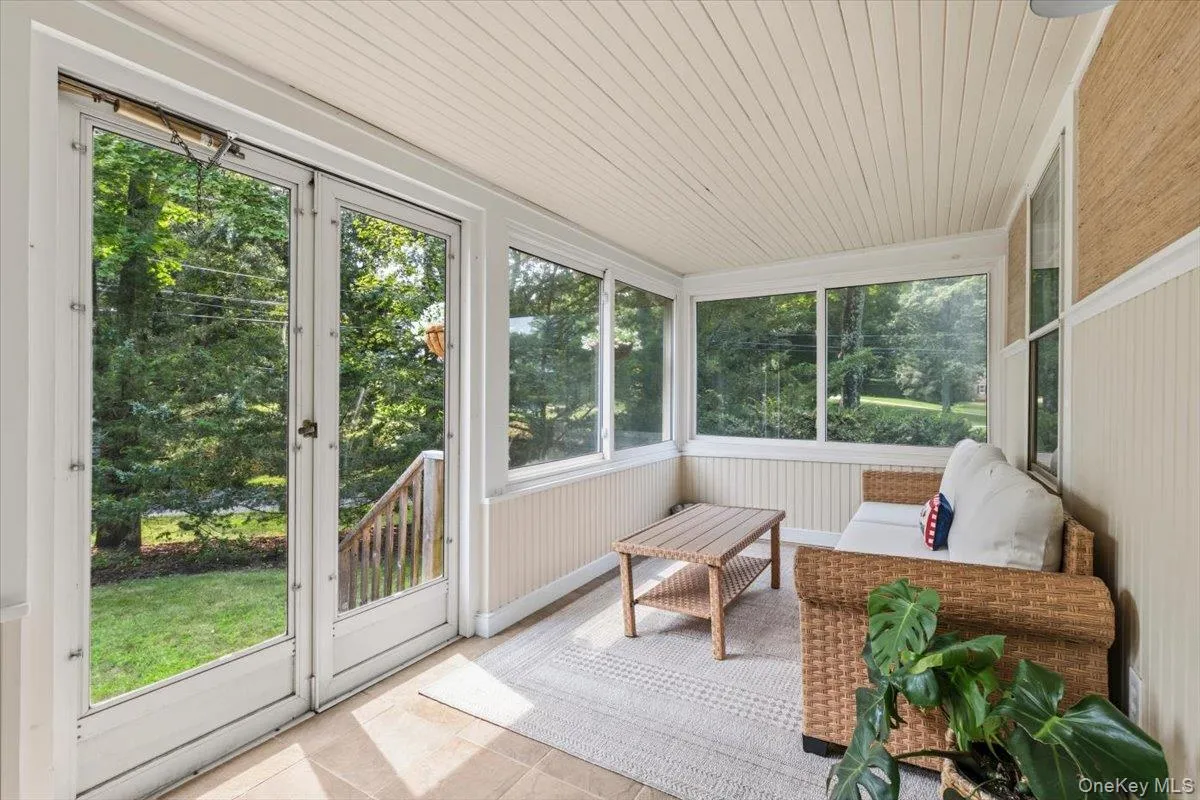 309 Church Lane, Riverhead, NY, 3 Bedrooms Bedrooms, 8 Rooms Rooms,2 BathroomsBathrooms,Residential,For Rent,Church,0,1048719 309 Church Lane, Riverhead, NY, 3 Bedrooms Bedrooms, 8 Rooms Rooms,2 BathroomsBathrooms,Residential,For Rent,Church,0,1048719