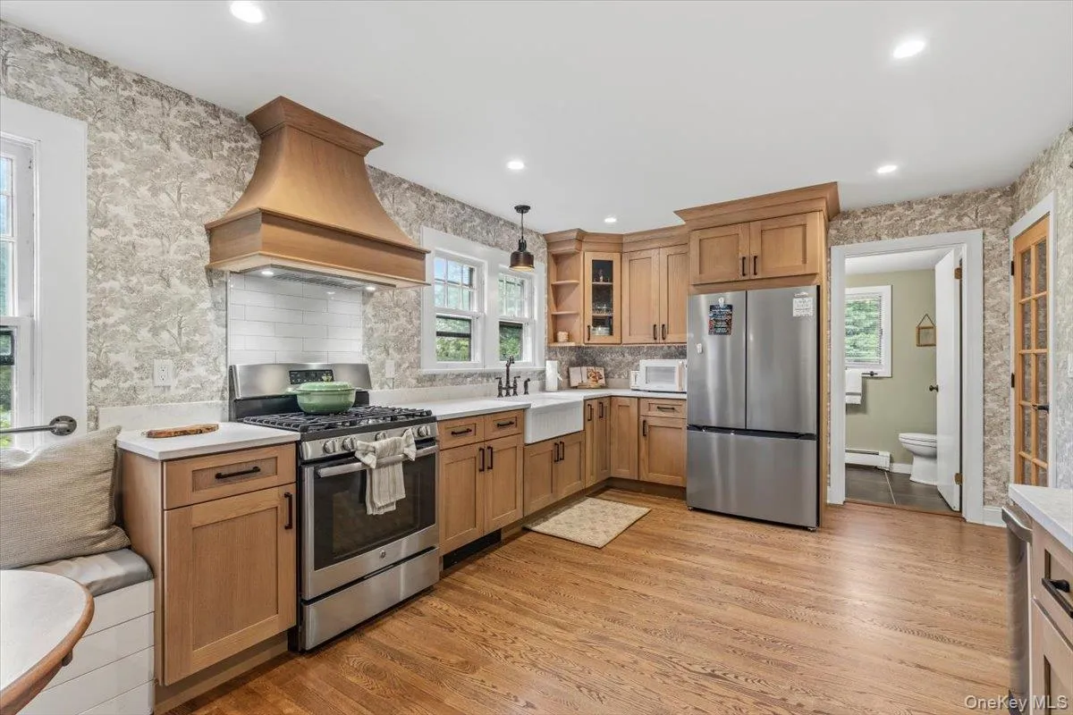 309 Church Lane, Riverhead, NY, 3 Bedrooms Bedrooms, 8 Rooms Rooms,2 BathroomsBathrooms,Residential,For Rent,Church,0,1048719 309 Church Lane, Riverhead, NY, 3 Bedrooms Bedrooms, 8 Rooms Rooms,2 BathroomsBathrooms,Residential,For Rent,Church,0,1048719