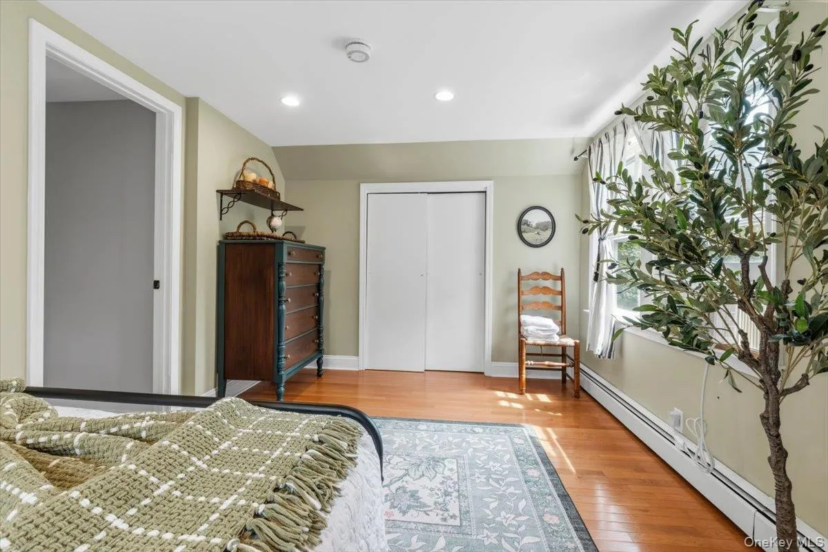 309 Church Lane, Riverhead, NY, 3 Bedrooms Bedrooms, 8 Rooms Rooms,2 BathroomsBathrooms,Residential,For Rent,Church,0,1048719 309 Church Lane, Riverhead, NY, 3 Bedrooms Bedrooms, 8 Rooms Rooms,2 BathroomsBathrooms,Residential,For Rent,Church,0,1048719