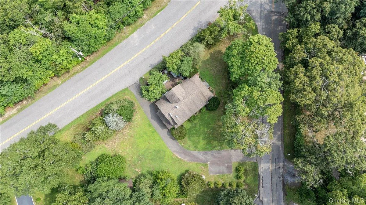 309 Church Lane, Riverhead, NY, 3 Bedrooms Bedrooms, 8 Rooms Rooms,2 BathroomsBathrooms,Residential,For Rent,Church,0,1048719 309 Church Lane, Riverhead, NY, 3 Bedrooms Bedrooms, 8 Rooms Rooms,2 BathroomsBathrooms,Residential,For Rent,Church,0,1048719