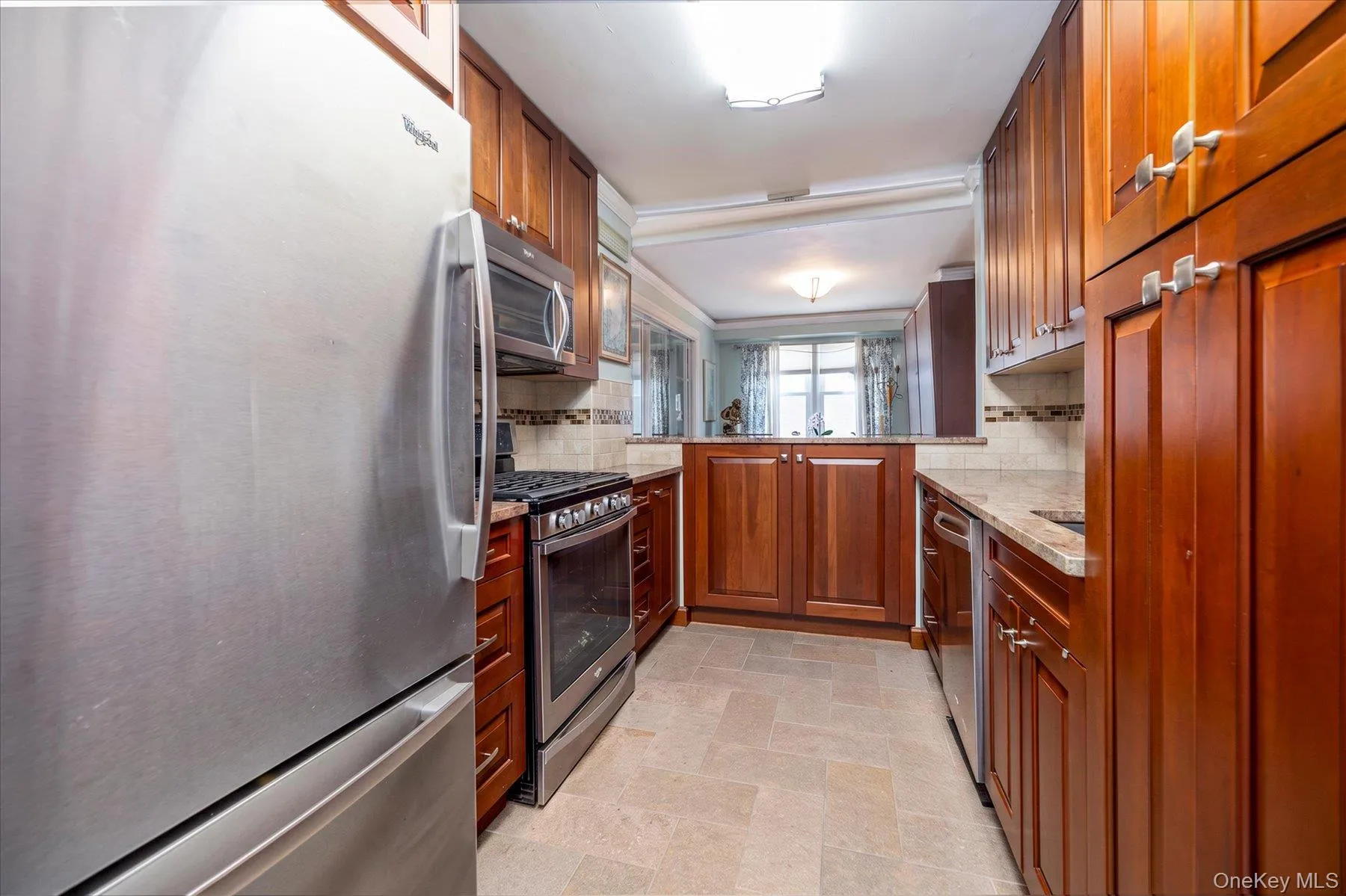 custom built kitchen with stainless steel appliances. custom built kitchen with stainless steel appliances.