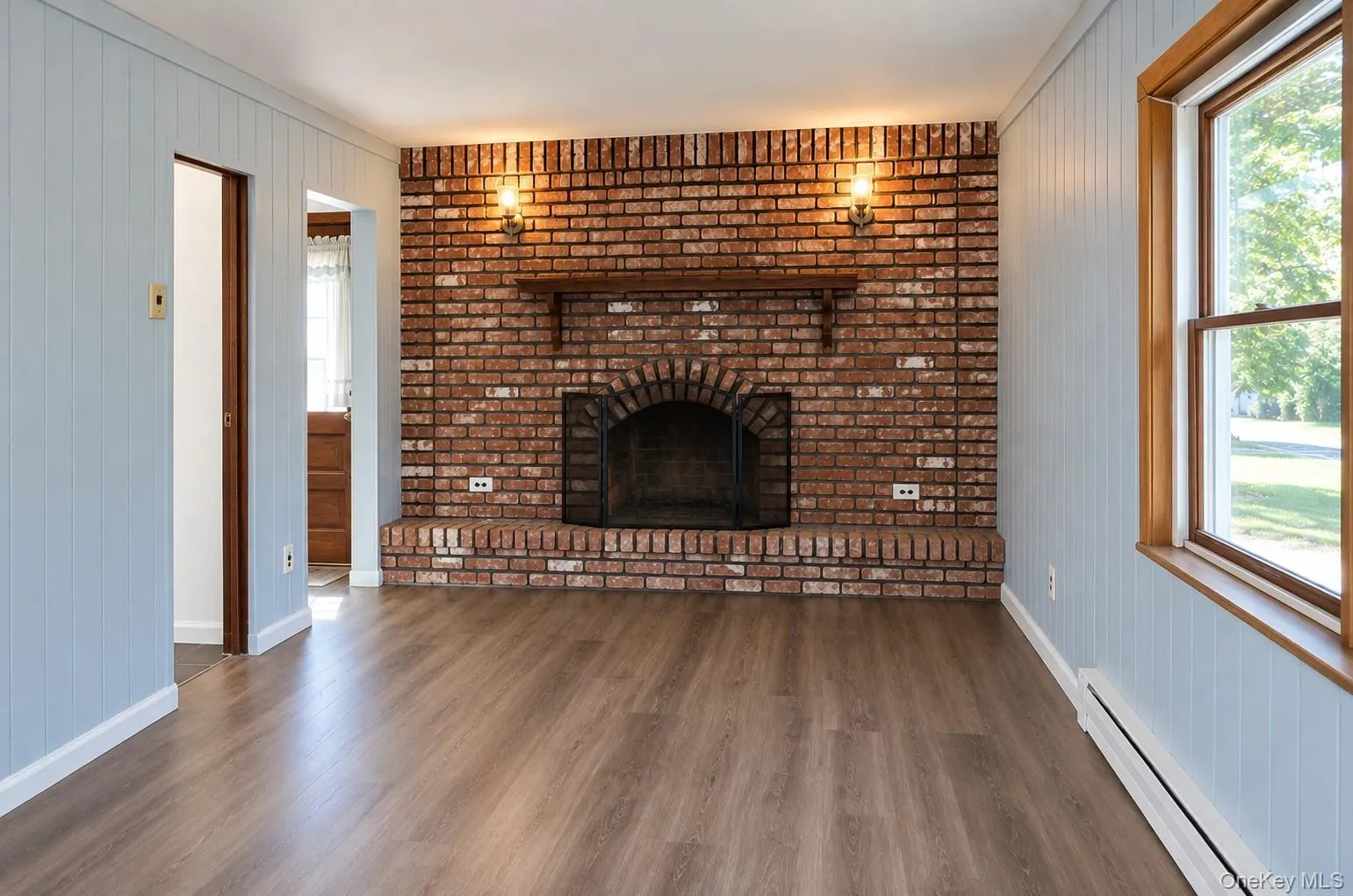 126 Dahlia Drive, Brookhaven, NY, 3 Bedrooms Bedrooms, 8 Rooms Rooms,2 BathroomsBathrooms,Residential,For Rent,Dahlia,0,1048722 126 Dahlia Drive, Brookhaven, NY, 3 Bedrooms Bedrooms, 8 Rooms Rooms,2 BathroomsBathrooms,Residential,For Rent,Dahlia,0,1048722