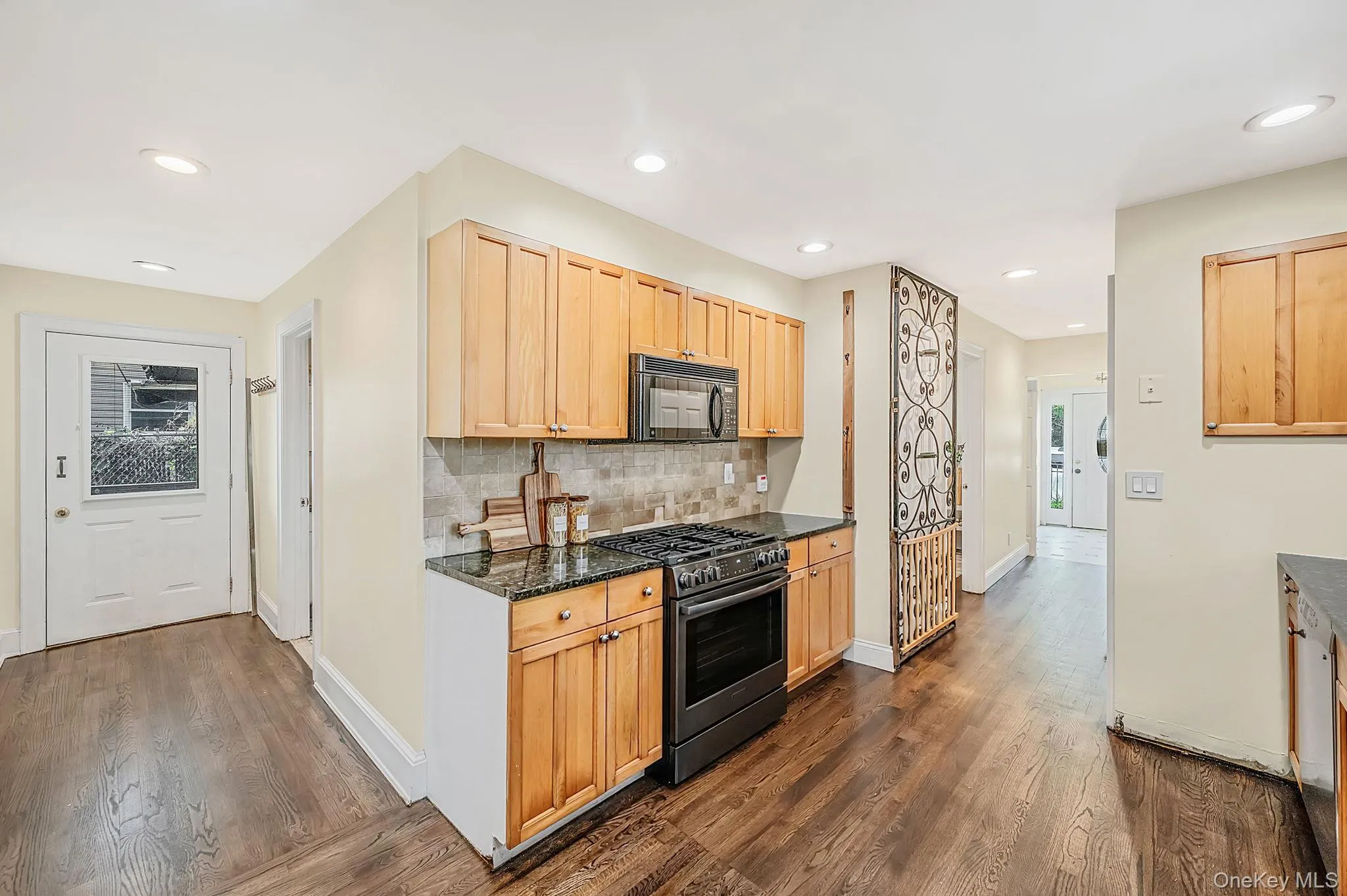 66 Norton Street, Brookhaven, NY, 6 Bedrooms Bedrooms, 8 Rooms Rooms,3 BathroomsBathrooms,Residential,For Rent,Norton,0,1048725 66 Norton Street, Brookhaven, NY, 6 Bedrooms Bedrooms, 8 Rooms Rooms,3 BathroomsBathrooms,Residential,For Rent,Norton,0,1048725