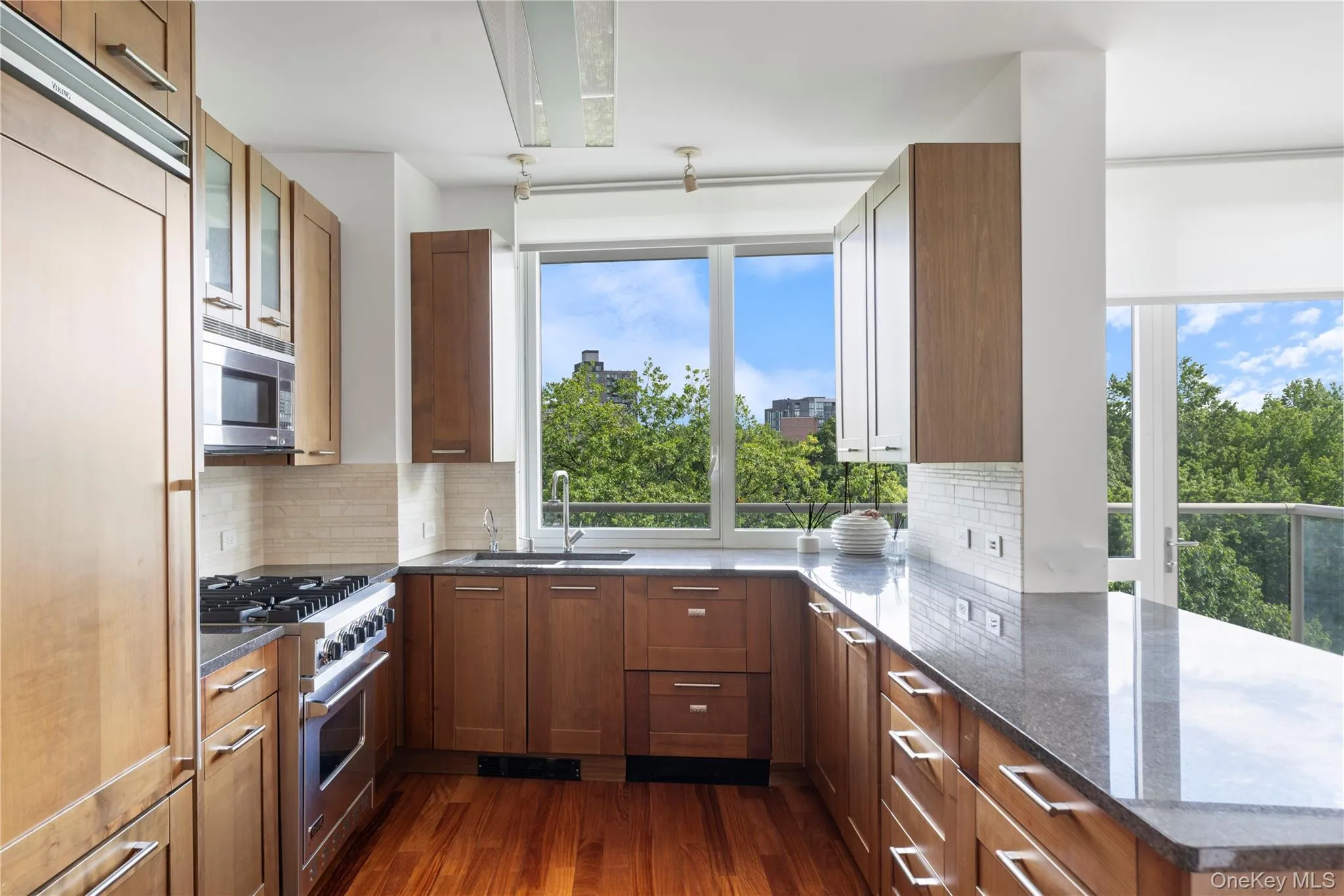 640 237th Street, New York, NY, 2 Bedrooms Bedrooms, 5 Rooms Rooms,2 BathroomsBathrooms,Residential,For Rent,237th,0,1048728 640 237th Street, New York, NY, 2 Bedrooms Bedrooms, 5 Rooms Rooms,2 BathroomsBathrooms,Residential,For Rent,237th,0,1048728