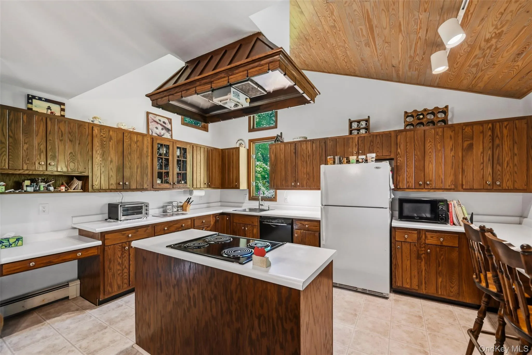 90 Highland Avenue, Marlboro, NY, 3 Bedrooms Bedrooms, 7 Rooms Rooms,2 BathroomsBathrooms,Residential,For Rent,Highland,0,1048731 90 Highland Avenue, Marlboro, NY, 3 Bedrooms Bedrooms, 7 Rooms Rooms,2 BathroomsBathrooms,Residential,For Rent,Highland,0,1048731