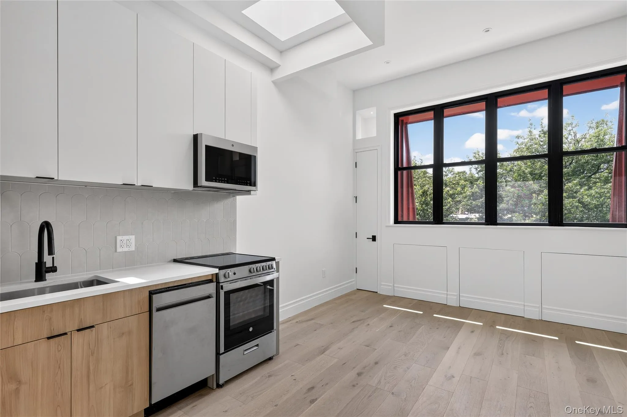 427 140th Street, New York, NY, 3 Rooms Rooms,1 BathroomBathrooms,Residential,For Rent,140th,0,1048732 427 140th Street, New York, NY, 3 Rooms Rooms,1 BathroomBathrooms,Residential,For Rent,140th,0,1048732