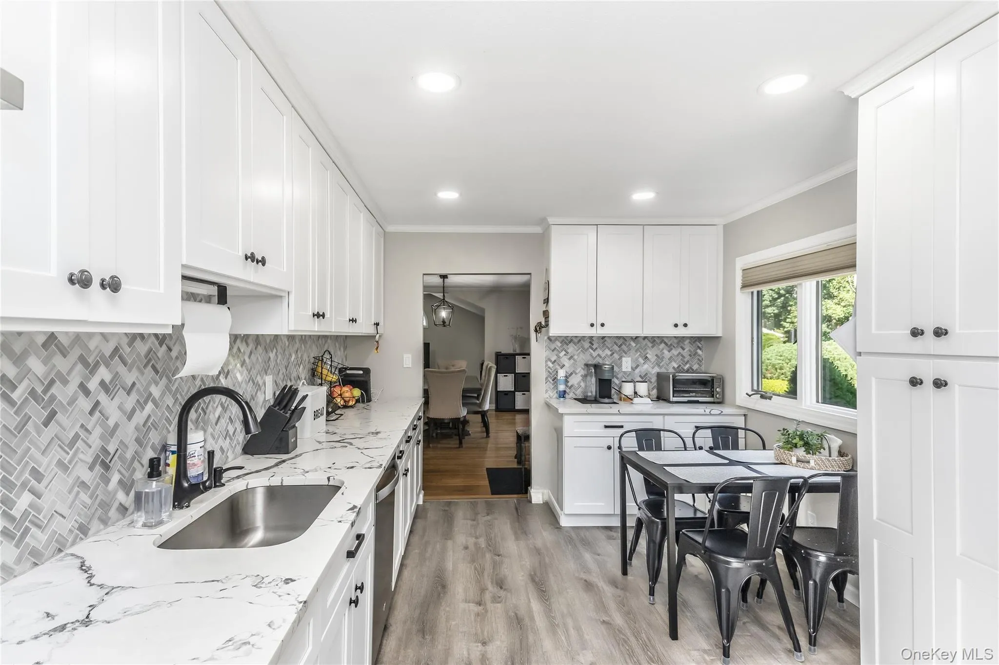 78 Little Plains Road, Huntington, NY, 3 Bedrooms Bedrooms, 8 Rooms Rooms,1 BathroomBathrooms,Residential,For Rent,Little Plains,0,1048733 78 Little Plains Road, Huntington, NY, 3 Bedrooms Bedrooms, 8 Rooms Rooms,1 BathroomBathrooms,Residential,For Rent,Little Plains,0,1048733