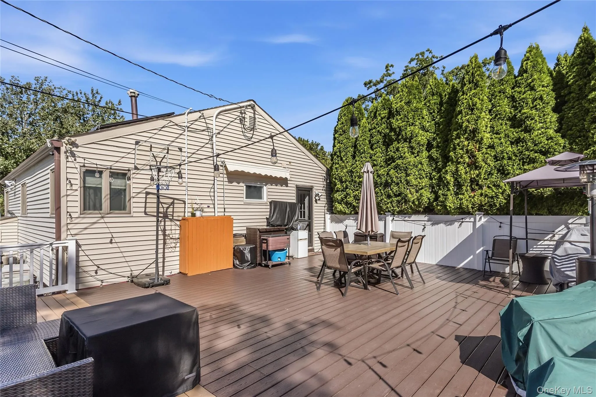 78 Little Plains Road, Huntington, NY, 3 Bedrooms Bedrooms, 8 Rooms Rooms,1 BathroomBathrooms,Residential,For Rent,Little Plains,0,1048733 78 Little Plains Road, Huntington, NY, 3 Bedrooms Bedrooms, 8 Rooms Rooms,1 BathroomBathrooms,Residential,For Rent,Little Plains,0,1048733