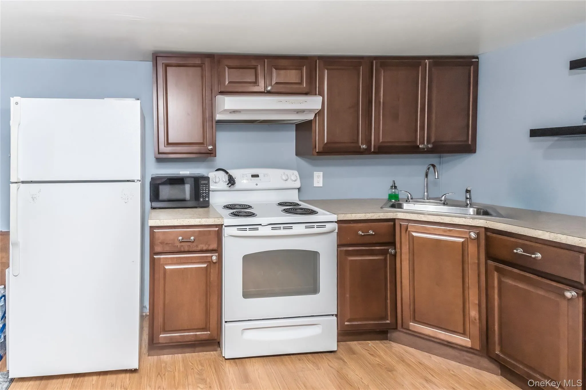 78 Little Plains Road, Huntington, NY, 3 Bedrooms Bedrooms, 8 Rooms Rooms,1 BathroomBathrooms,Residential,For Rent,Little Plains,0,1048733 78 Little Plains Road, Huntington, NY, 3 Bedrooms Bedrooms, 8 Rooms Rooms,1 BathroomBathrooms,Residential,For Rent,Little Plains,0,1048733