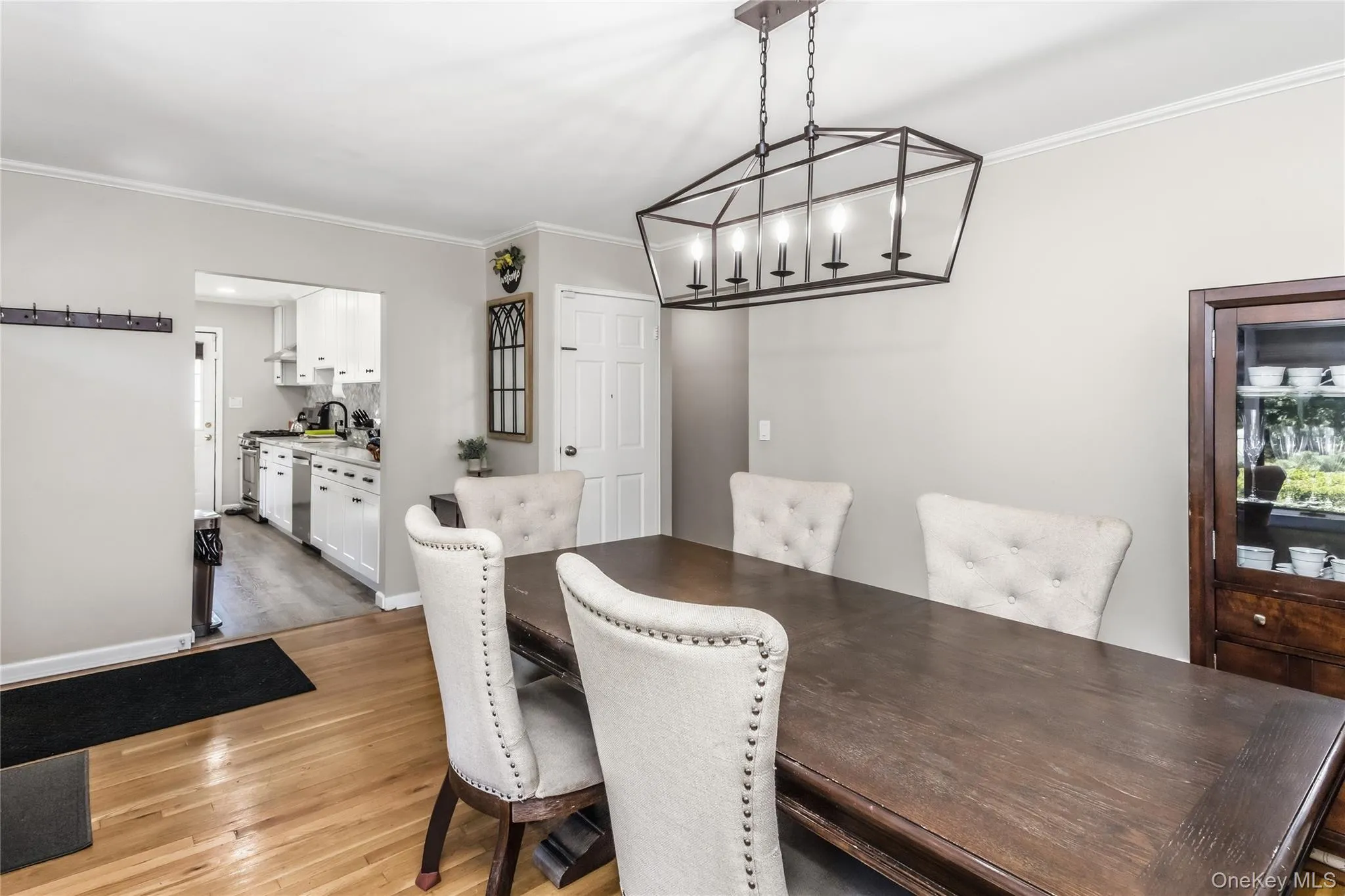 78 Little Plains Road, Huntington, NY, 3 Bedrooms Bedrooms, 8 Rooms Rooms,1 BathroomBathrooms,Residential,For Rent,Little Plains,0,1048733 78 Little Plains Road, Huntington, NY, 3 Bedrooms Bedrooms, 8 Rooms Rooms,1 BathroomBathrooms,Residential,For Rent,Little Plains,0,1048733