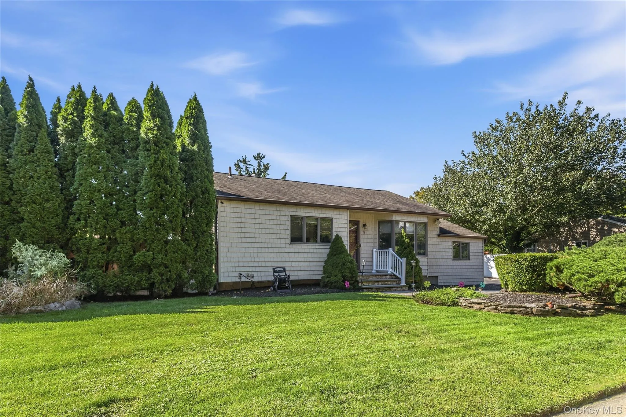 78 Little Plains Road, Huntington, NY, 3 Bedrooms Bedrooms, 8 Rooms Rooms,1 BathroomBathrooms,Residential,For Rent,Little Plains,0,1048733 78 Little Plains Road, Huntington, NY, 3 Bedrooms Bedrooms, 8 Rooms Rooms,1 BathroomBathrooms,Residential,For Rent,Little Plains,0,1048733