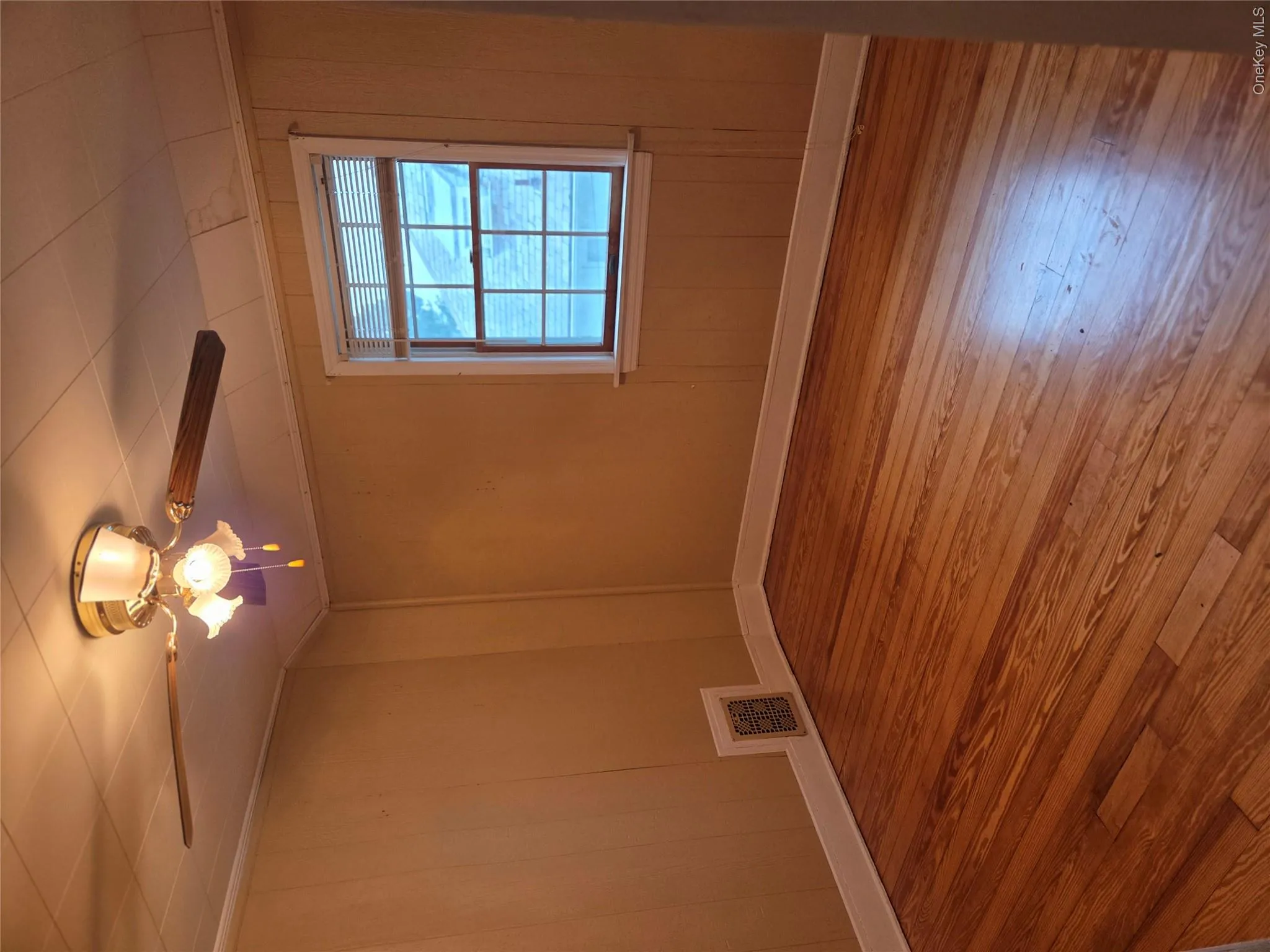 356 3rd Street, Newburgh (city), NY, 4 Bedrooms Bedrooms, 8 Rooms Rooms,2 BathroomsBathrooms,Residential Lease,For Rent,3rd,0,1048734 356 3rd Street, Newburgh (city), NY, 4 Bedrooms Bedrooms, 8 Rooms Rooms,2 BathroomsBathrooms,Residential Lease,For Rent,3rd,0,1048734