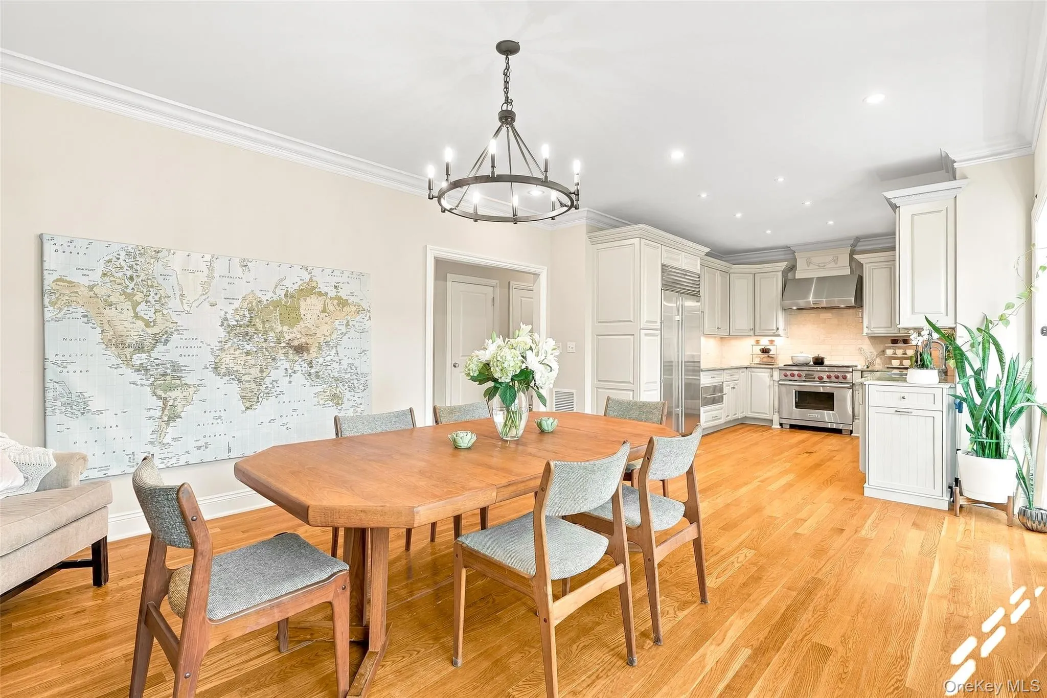 Large EIKitchen / Dining Area/ Family Room with wood-burning fireplace Large EIKitchen / Dining Area/ Family Room with wood-burning fireplace