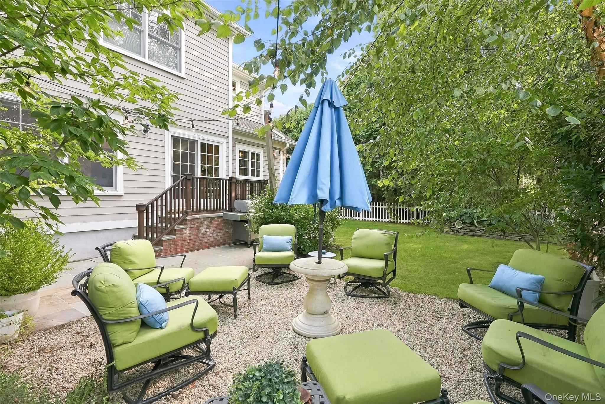 Large Patio & Garden Area Large Patio & Garden Area