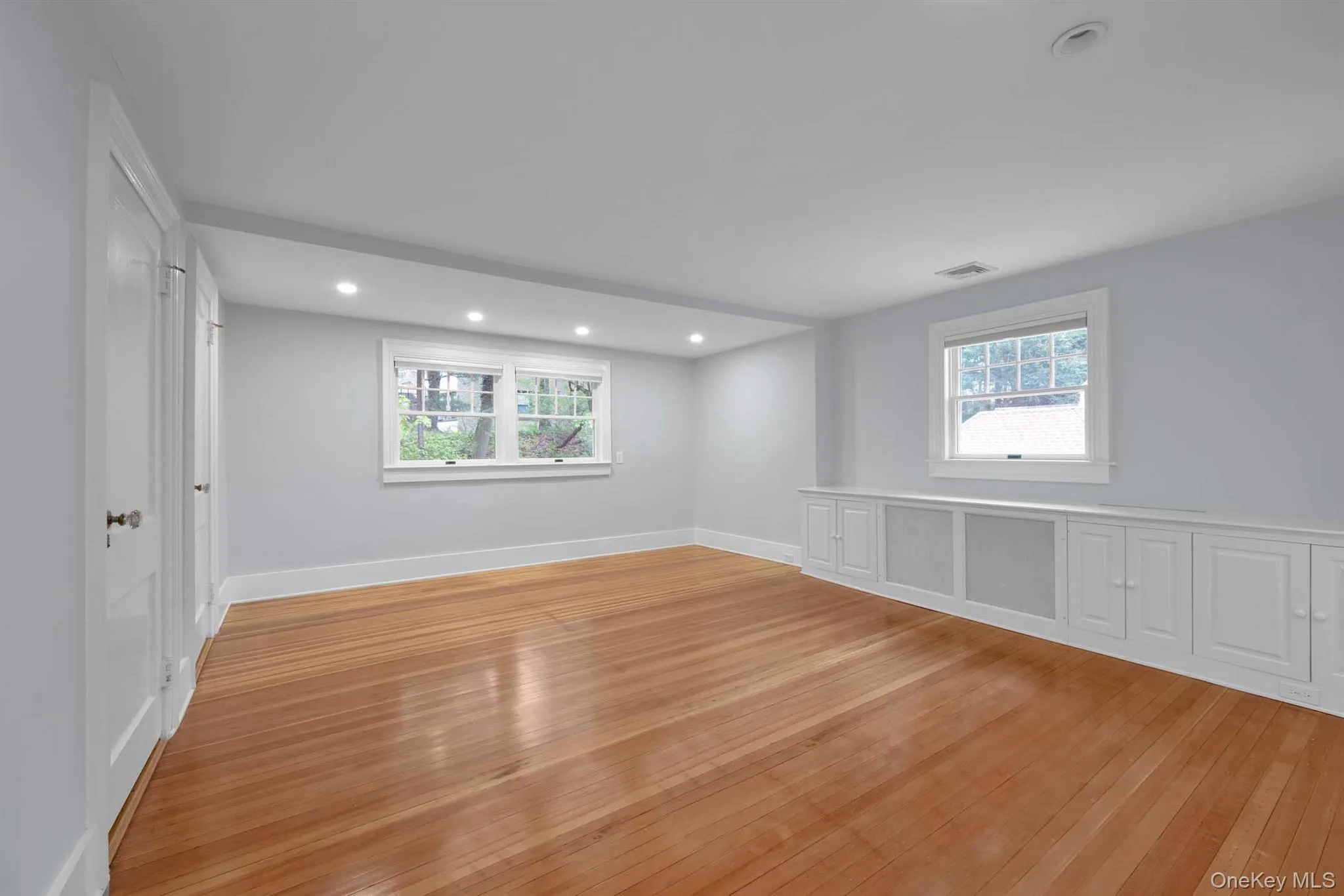 62 Summit Avenue, Eastchester, NY, 4 Bedrooms Bedrooms, 9 Rooms Rooms,3 BathroomsBathrooms,Residential,For Rent,Summit,0,1048742 62 Summit Avenue, Eastchester, NY, 4 Bedrooms Bedrooms, 9 Rooms Rooms,3 BathroomsBathrooms,Residential,For Rent,Summit,0,1048742