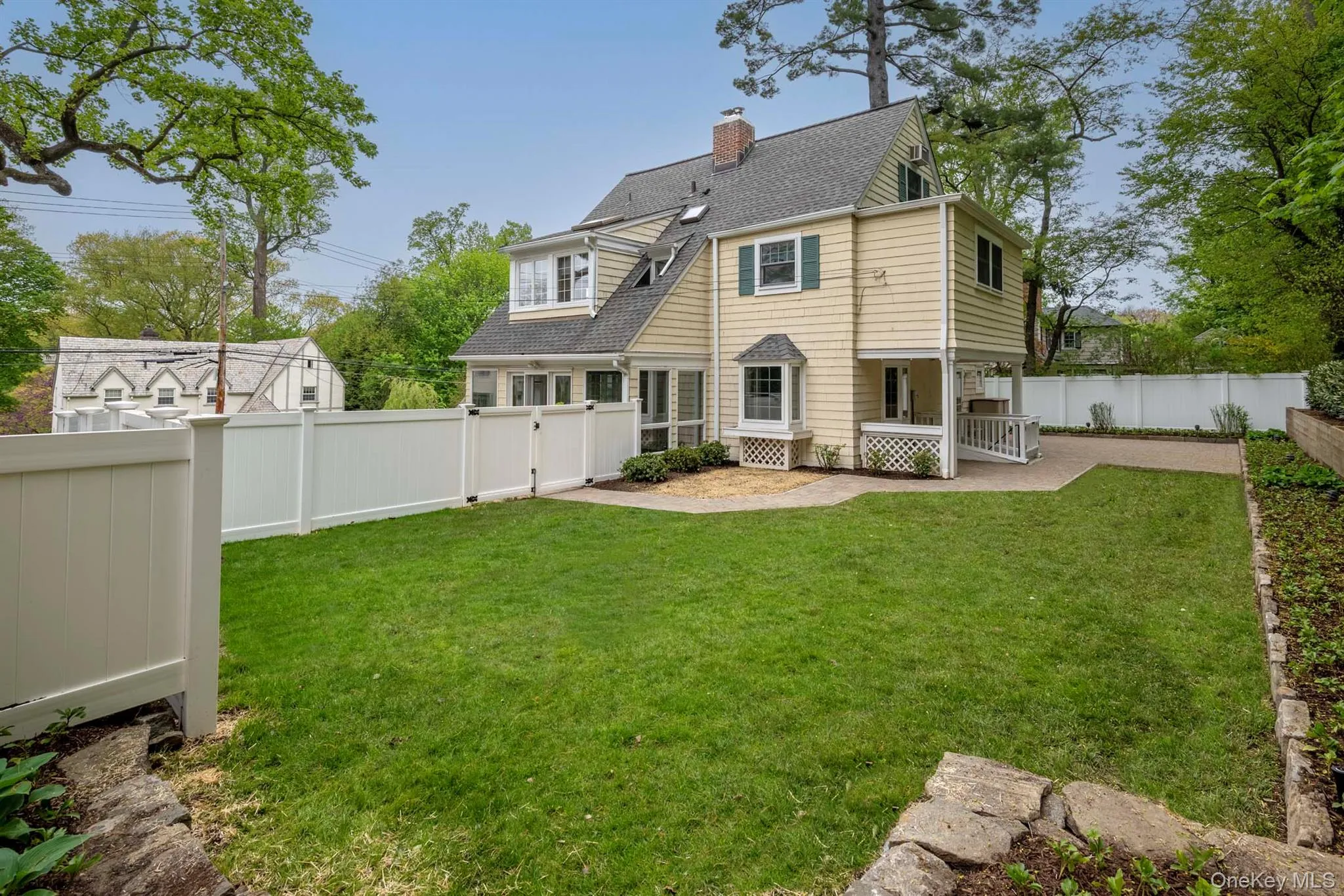 62 Summit Avenue, Eastchester, NY, 4 Bedrooms Bedrooms, 9 Rooms Rooms,3 BathroomsBathrooms,Residential,For Rent,Summit,0,1048742 62 Summit Avenue, Eastchester, NY, 4 Bedrooms Bedrooms, 9 Rooms Rooms,3 BathroomsBathrooms,Residential,For Rent,Summit,0,1048742