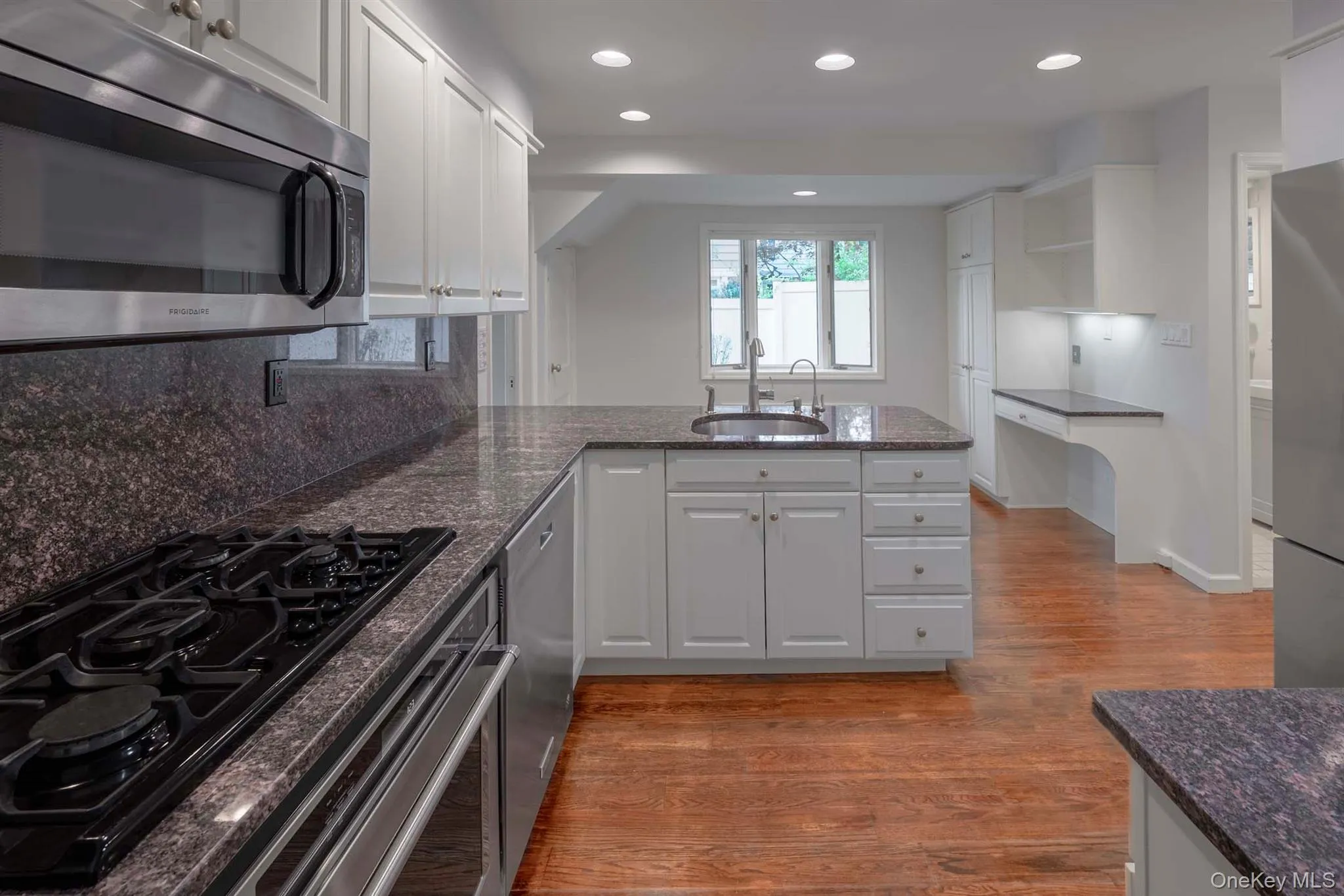 62 Summit Avenue, Eastchester, NY, 4 Bedrooms Bedrooms, 9 Rooms Rooms,3 BathroomsBathrooms,Residential,For Rent,Summit,0,1048742 62 Summit Avenue, Eastchester, NY, 4 Bedrooms Bedrooms, 9 Rooms Rooms,3 BathroomsBathrooms,Residential,For Rent,Summit,0,1048742
