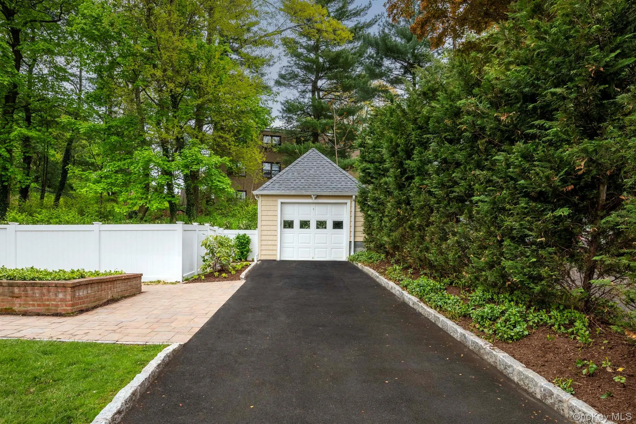 62 Summit Avenue, Eastchester, NY, 4 Bedrooms Bedrooms, 9 Rooms Rooms,3 BathroomsBathrooms,Residential,For Rent,Summit,0,1048742 62 Summit Avenue, Eastchester, NY, 4 Bedrooms Bedrooms, 9 Rooms Rooms,3 BathroomsBathrooms,Residential,For Rent,Summit,0,1048742
