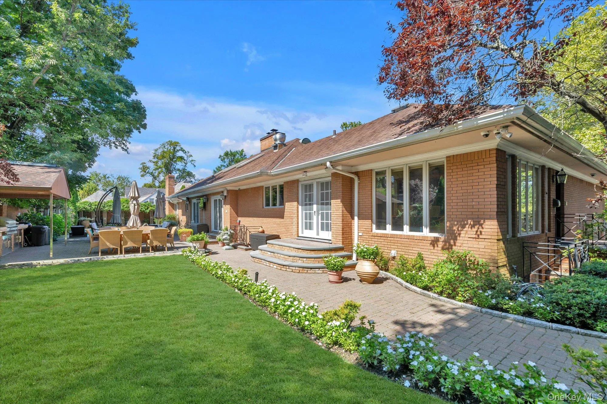 224 Beverly Road, New York, NY, 5 Bedrooms Bedrooms, 15 Rooms Rooms,3 BathroomsBathrooms,Residential,For Rent,Beverly,0,1048749 224 Beverly Road, New York, NY, 5 Bedrooms Bedrooms, 15 Rooms Rooms,3 BathroomsBathrooms,Residential,For Rent,Beverly,0,1048749