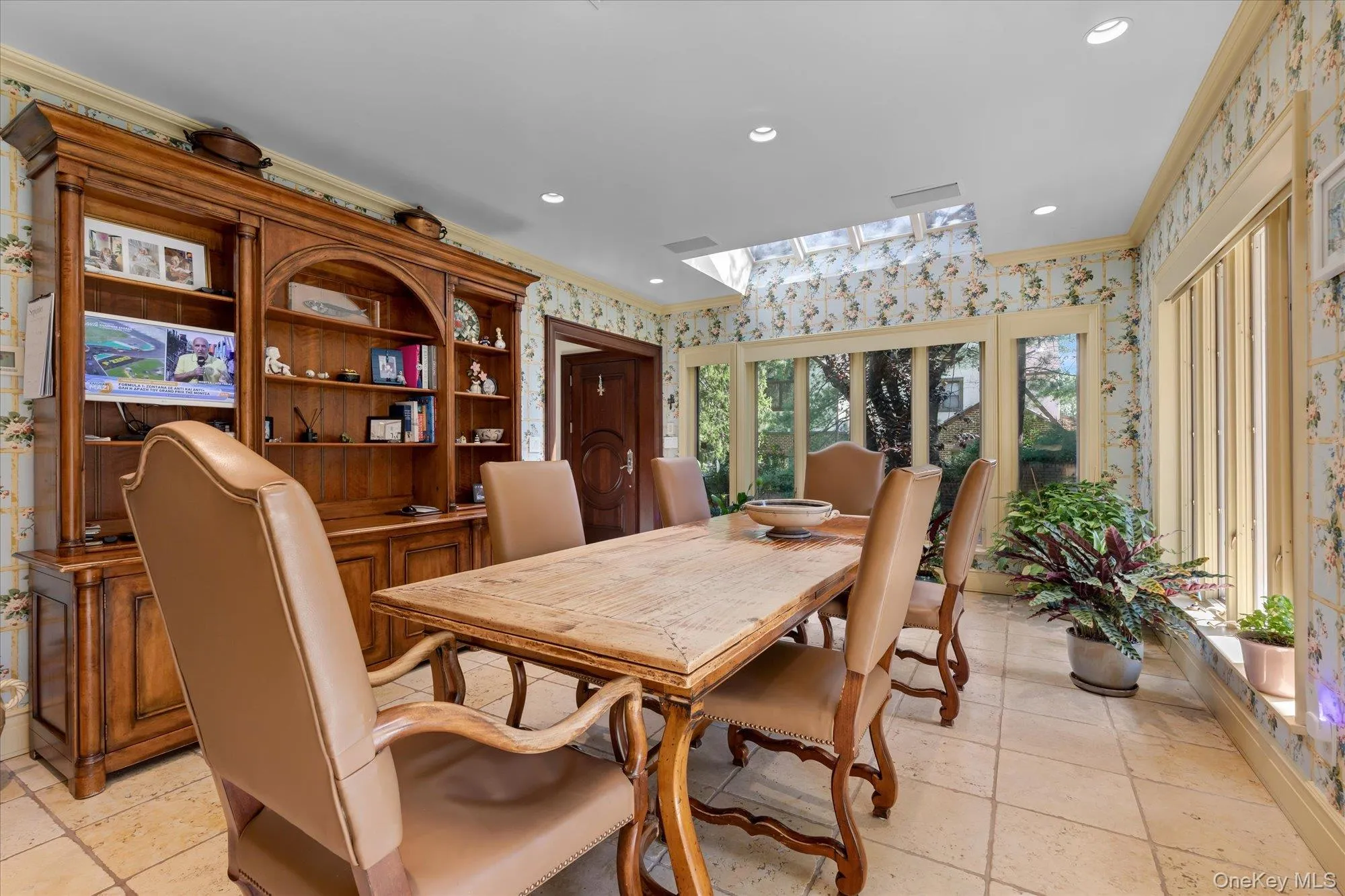 224 Beverly Road, New York, NY, 5 Bedrooms Bedrooms, 15 Rooms Rooms,3 BathroomsBathrooms,Residential,For Rent,Beverly,0,1048749 224 Beverly Road, New York, NY, 5 Bedrooms Bedrooms, 15 Rooms Rooms,3 BathroomsBathrooms,Residential,For Rent,Beverly,0,1048749