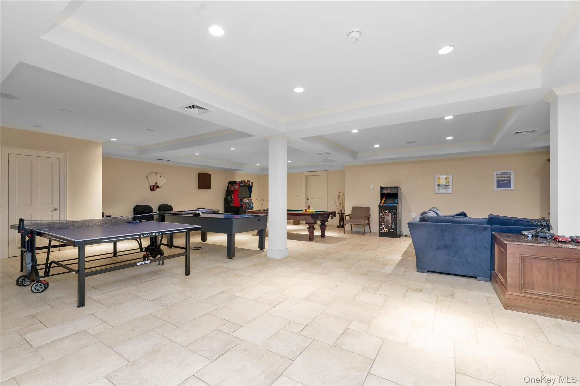 224 Beverly Road, New York, NY, 5 Bedrooms Bedrooms, 15 Rooms Rooms,3 BathroomsBathrooms,Residential,For Rent,Beverly,0,1048749 224 Beverly Road, New York, NY, 5 Bedrooms Bedrooms, 15 Rooms Rooms,3 BathroomsBathrooms,Residential,For Rent,Beverly,0,1048749