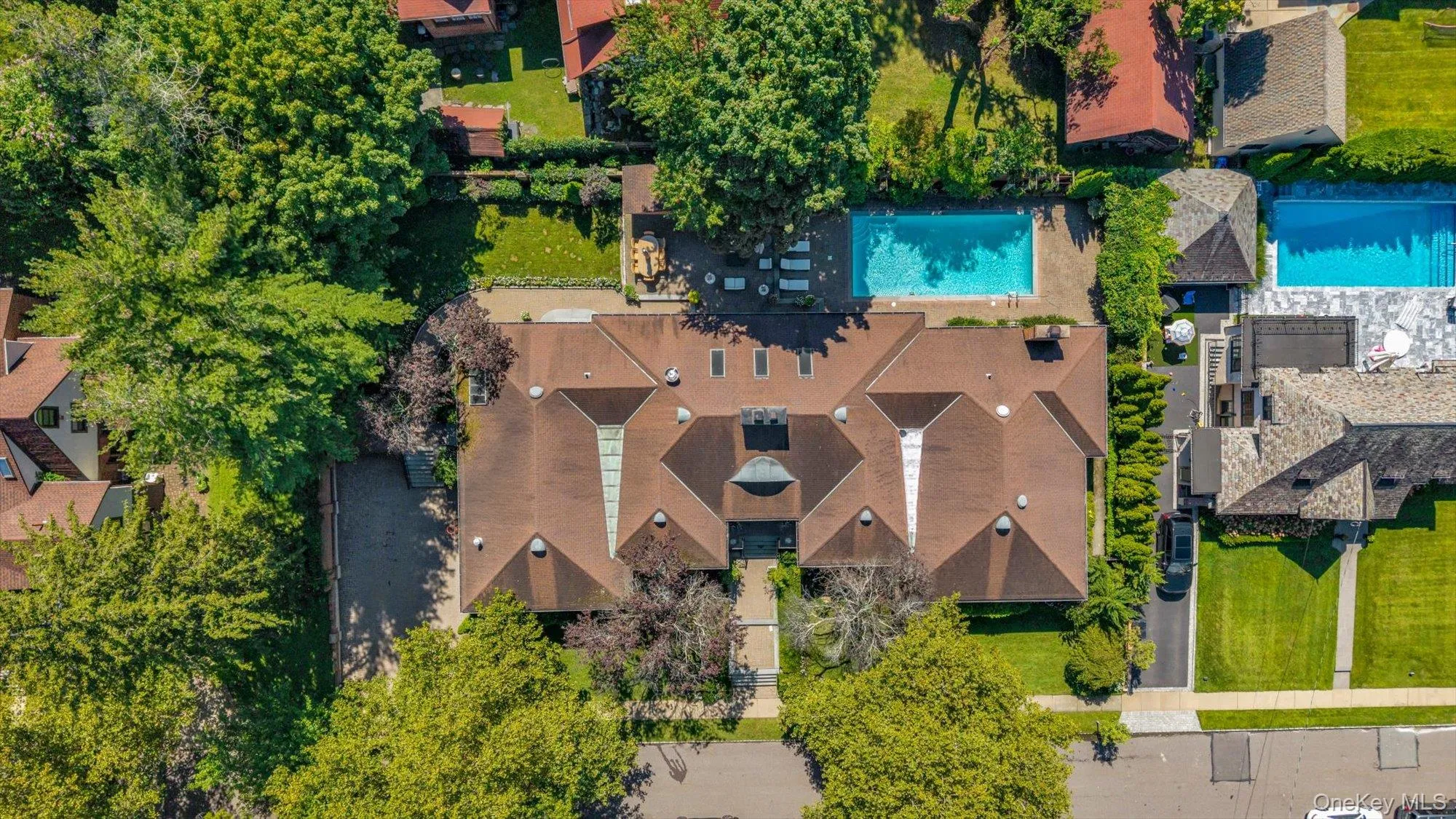 224 Beverly Road, New York, NY, 5 Bedrooms Bedrooms, 15 Rooms Rooms,3 BathroomsBathrooms,Residential,For Rent,Beverly,0,1048749 224 Beverly Road, New York, NY, 5 Bedrooms Bedrooms, 15 Rooms Rooms,3 BathroomsBathrooms,Residential,For Rent,Beverly,0,1048749