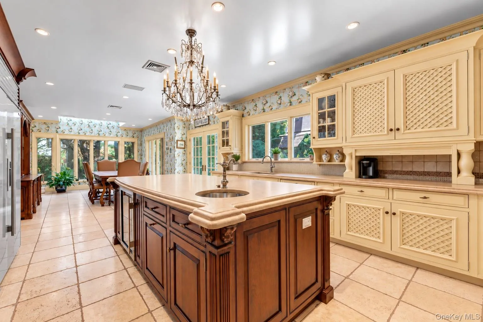 224 Beverly Road, New York, NY, 5 Bedrooms Bedrooms, 15 Rooms Rooms,3 BathroomsBathrooms,Residential,For Rent,Beverly,0,1048749 224 Beverly Road, New York, NY, 5 Bedrooms Bedrooms, 15 Rooms Rooms,3 BathroomsBathrooms,Residential,For Rent,Beverly,0,1048749