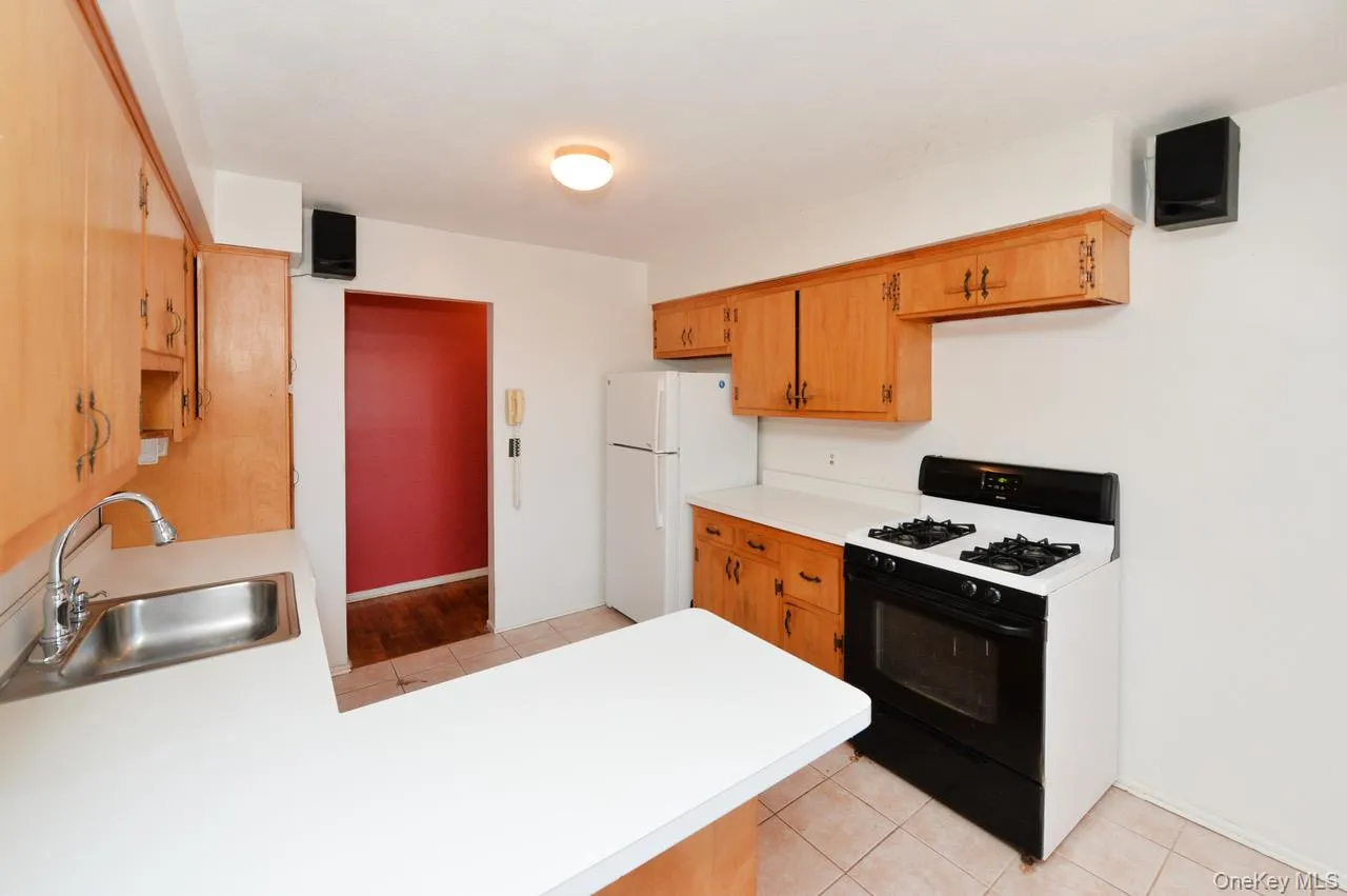 201 Kearsing Parkway, Ramapo, NY, 2 Bedrooms Bedrooms, 5 Rooms Rooms,1 BathroomBathrooms,Residential,For Rent,Kearsing,0,1048751 201 Kearsing Parkway, Ramapo, NY, 2 Bedrooms Bedrooms, 5 Rooms Rooms,1 BathroomBathrooms,Residential,For Rent,Kearsing,0,1048751